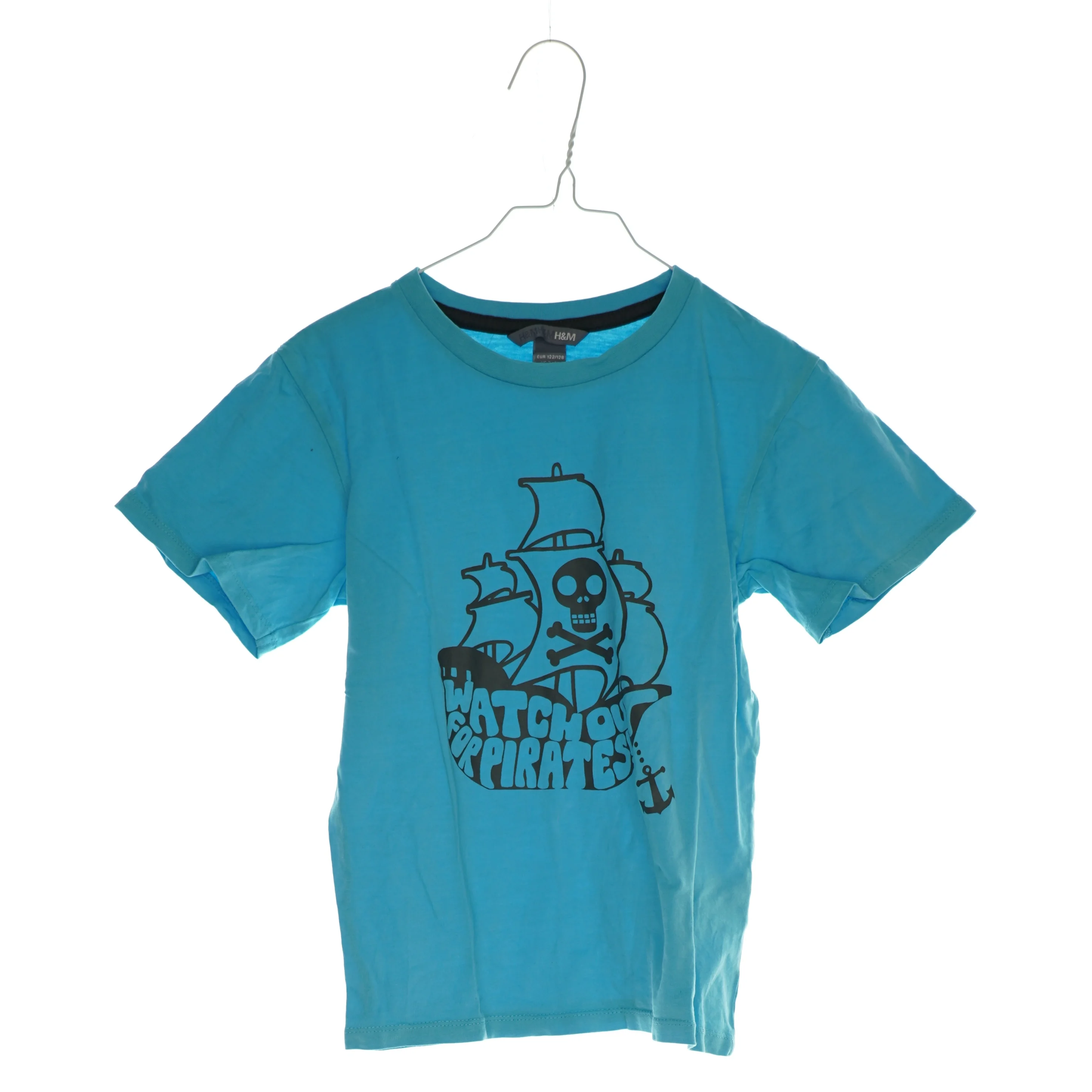 T shirt fra H&M (str. 122)