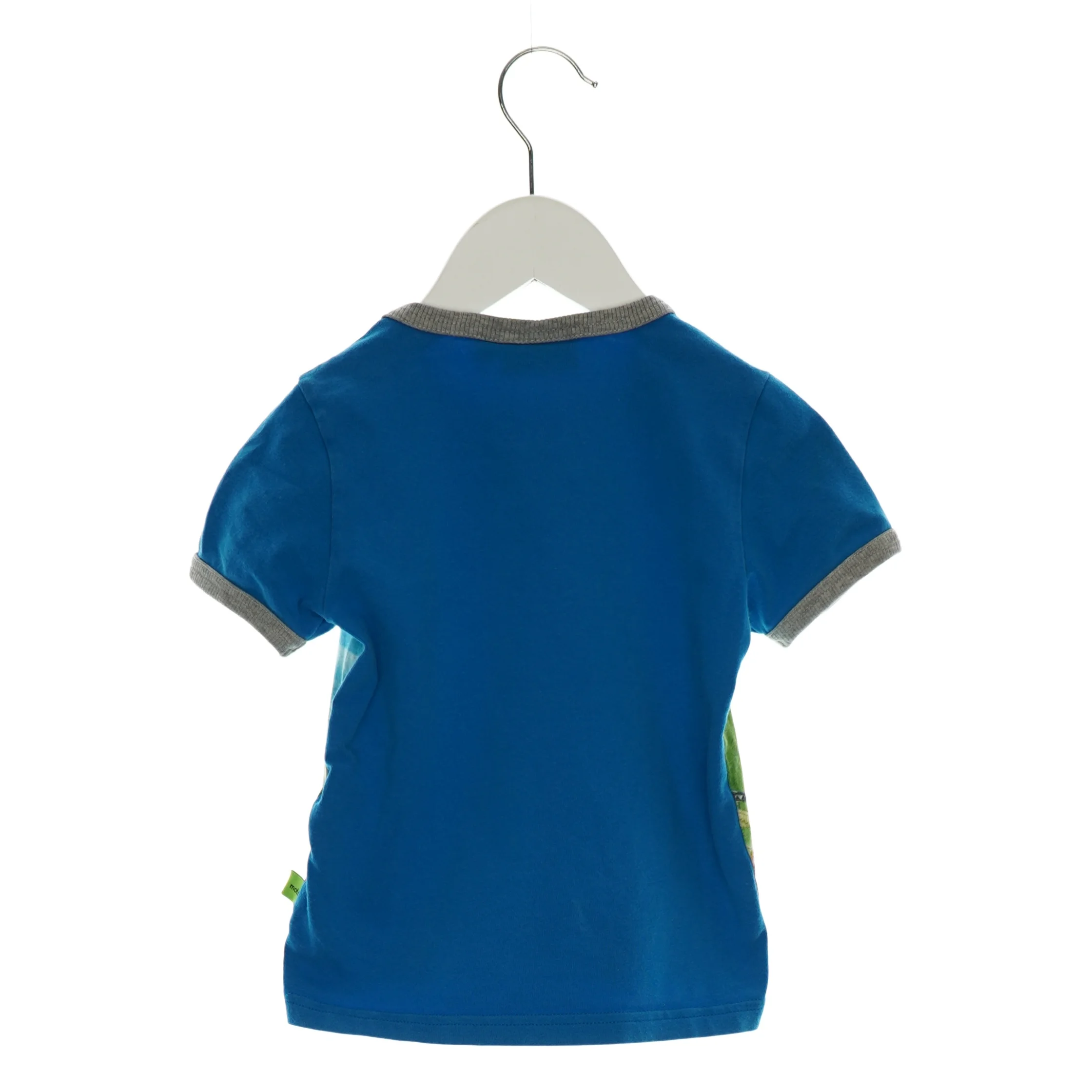 Tshirt fra Molo (str. 98)