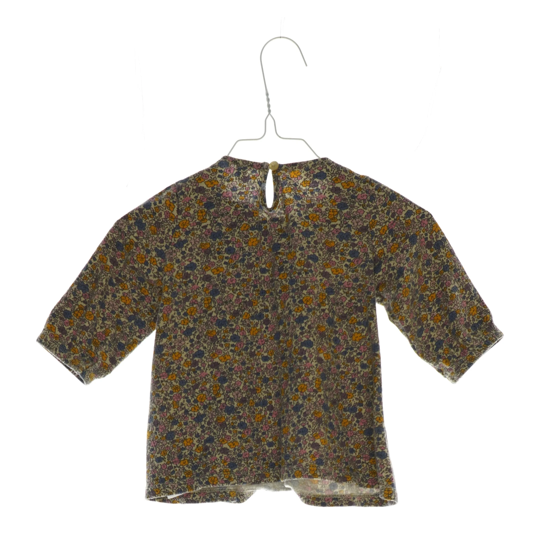 Kjole fra Name it (str. 68)