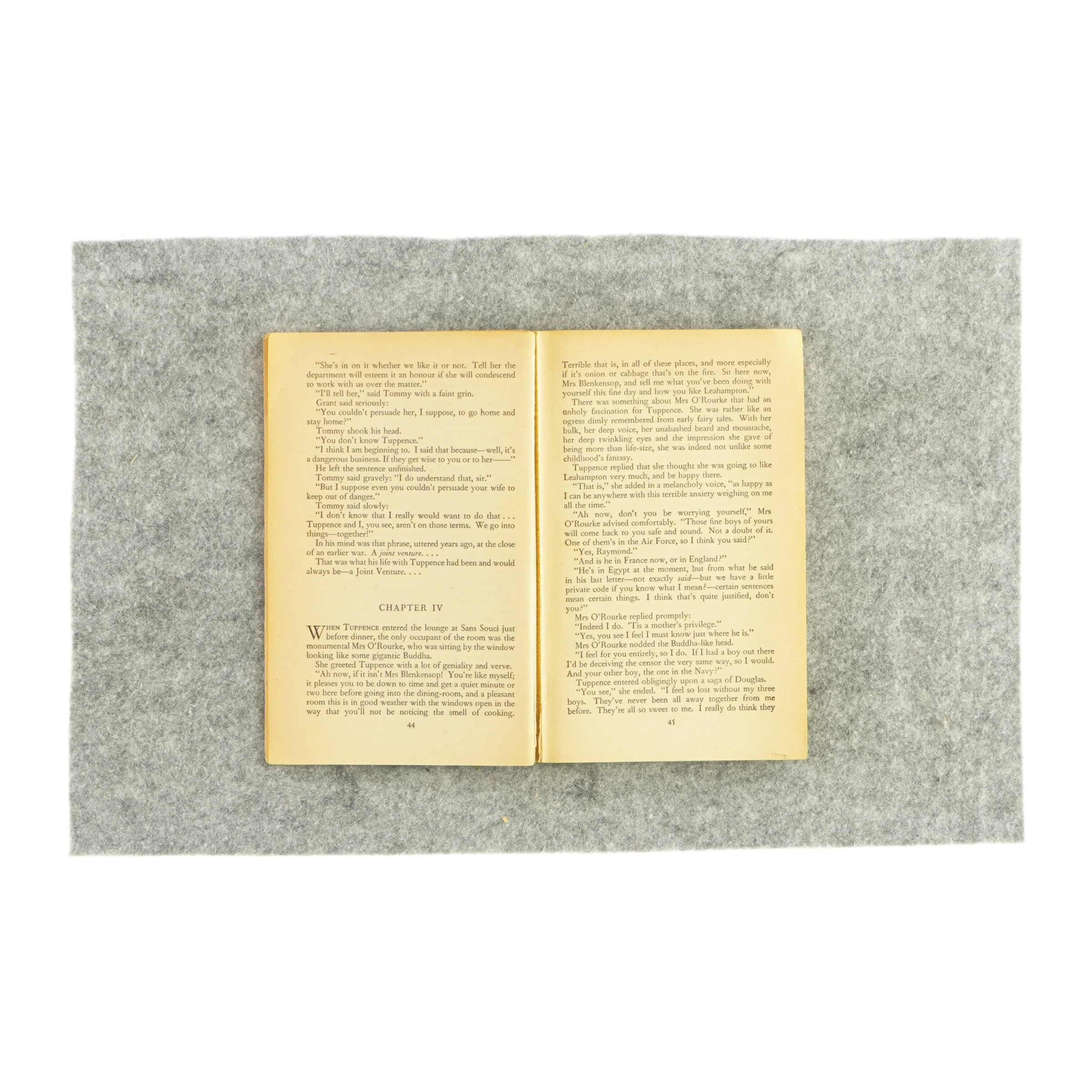 N or m? af Agatha Christie (bog)