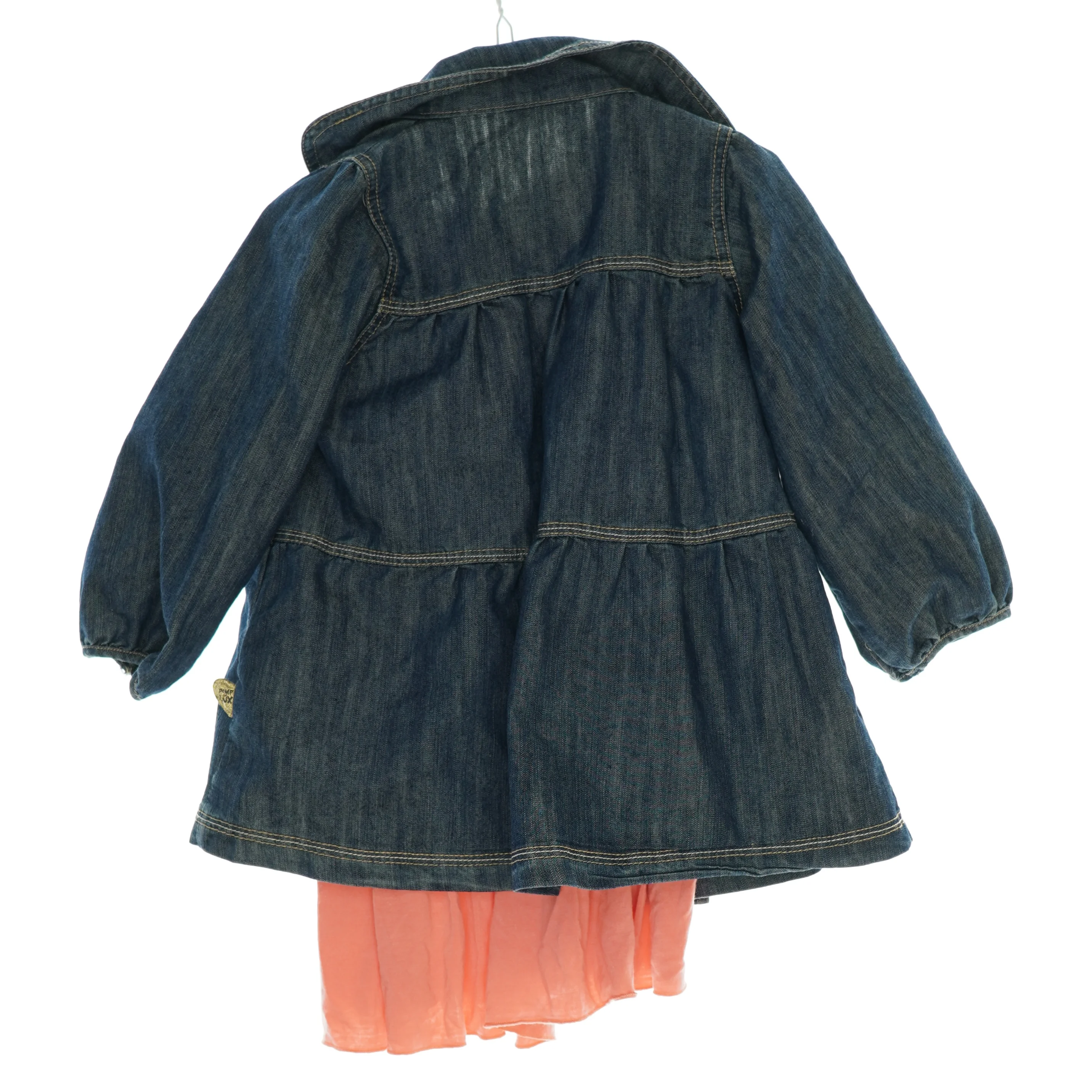 Kjole og jakke fra POMPdeLUX 