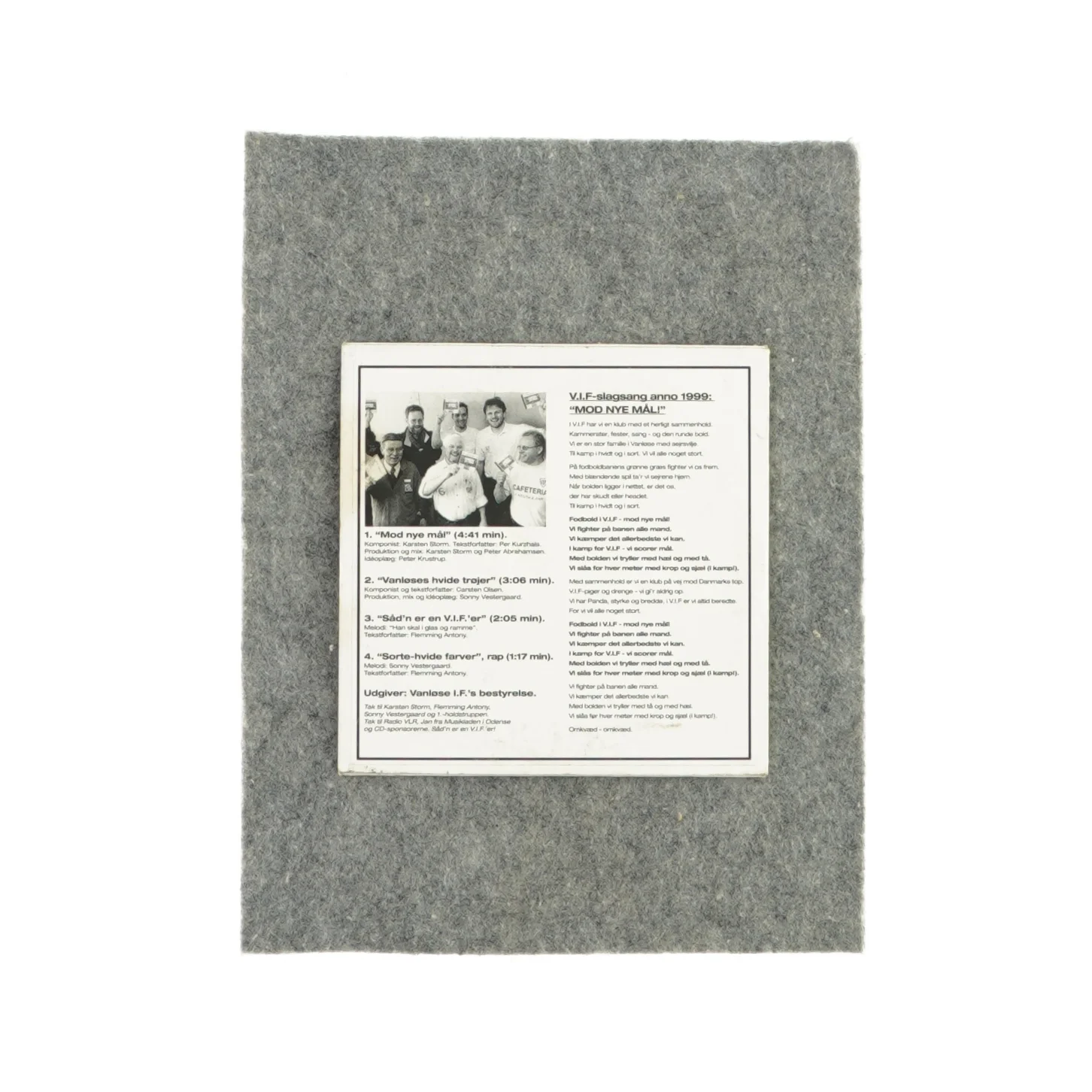 Vanløse idrætsforening mod nye mål indeholder the essential Elvis Presley disk 2 (CD)