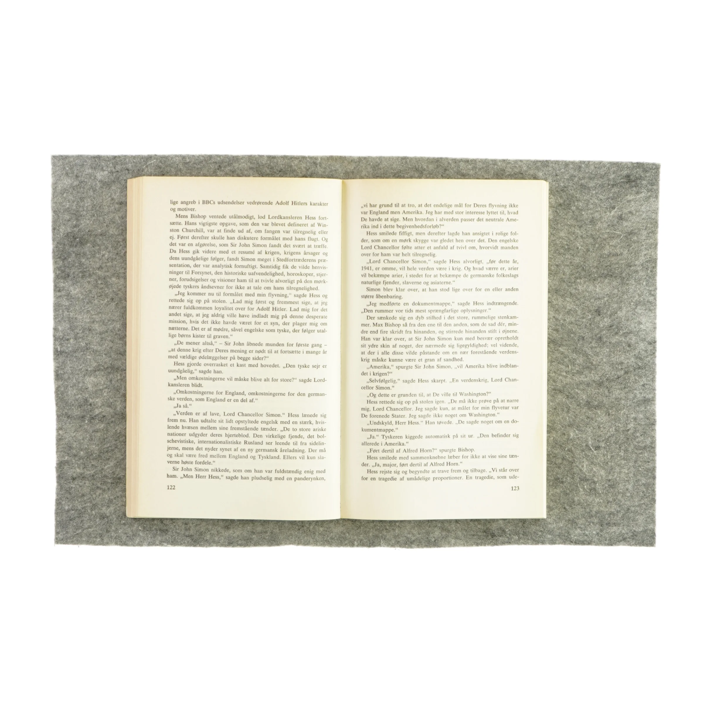 Ulvens skygge af James Barwick (bog)