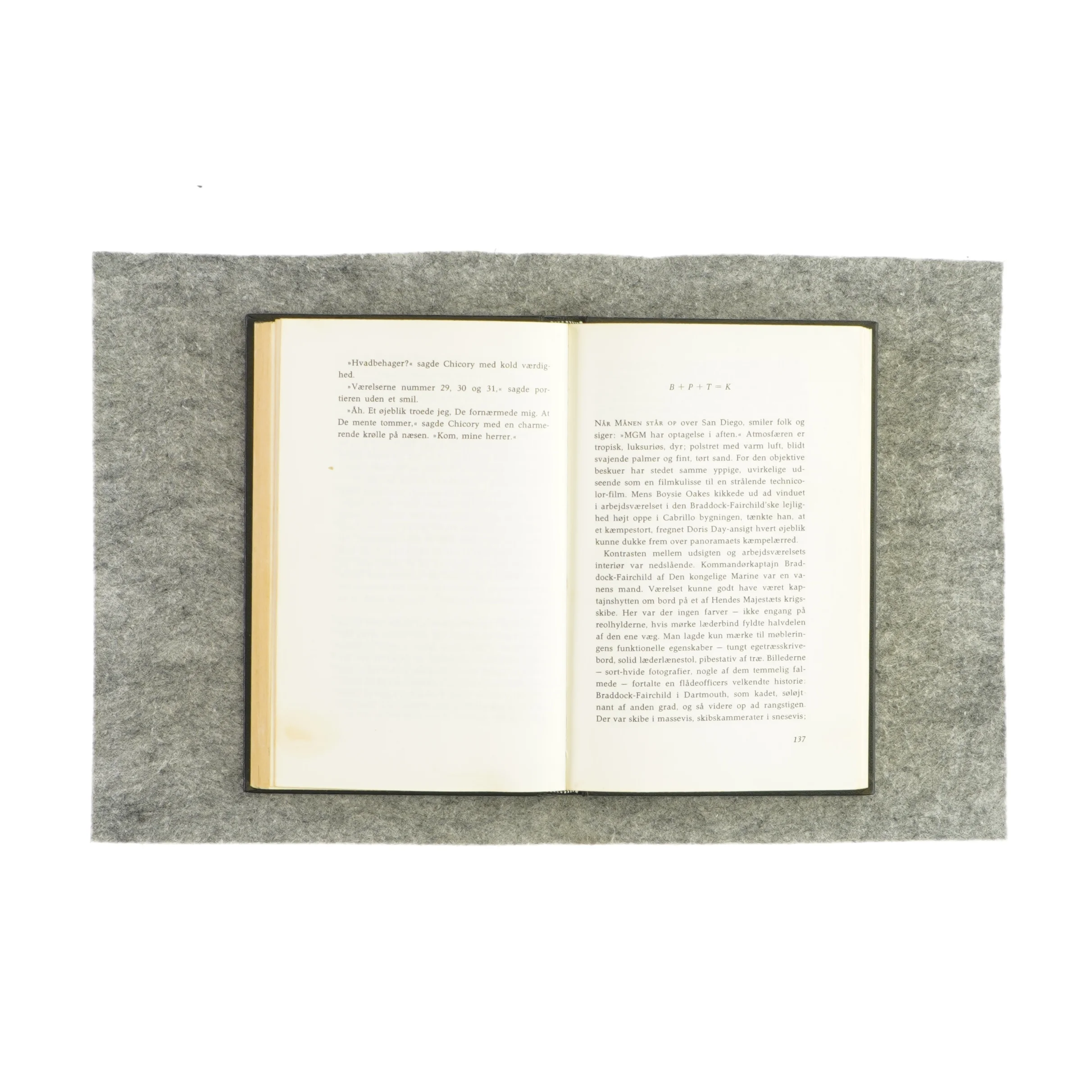 Agent >>B<< i dobbeltild af John Gardner (Bog)