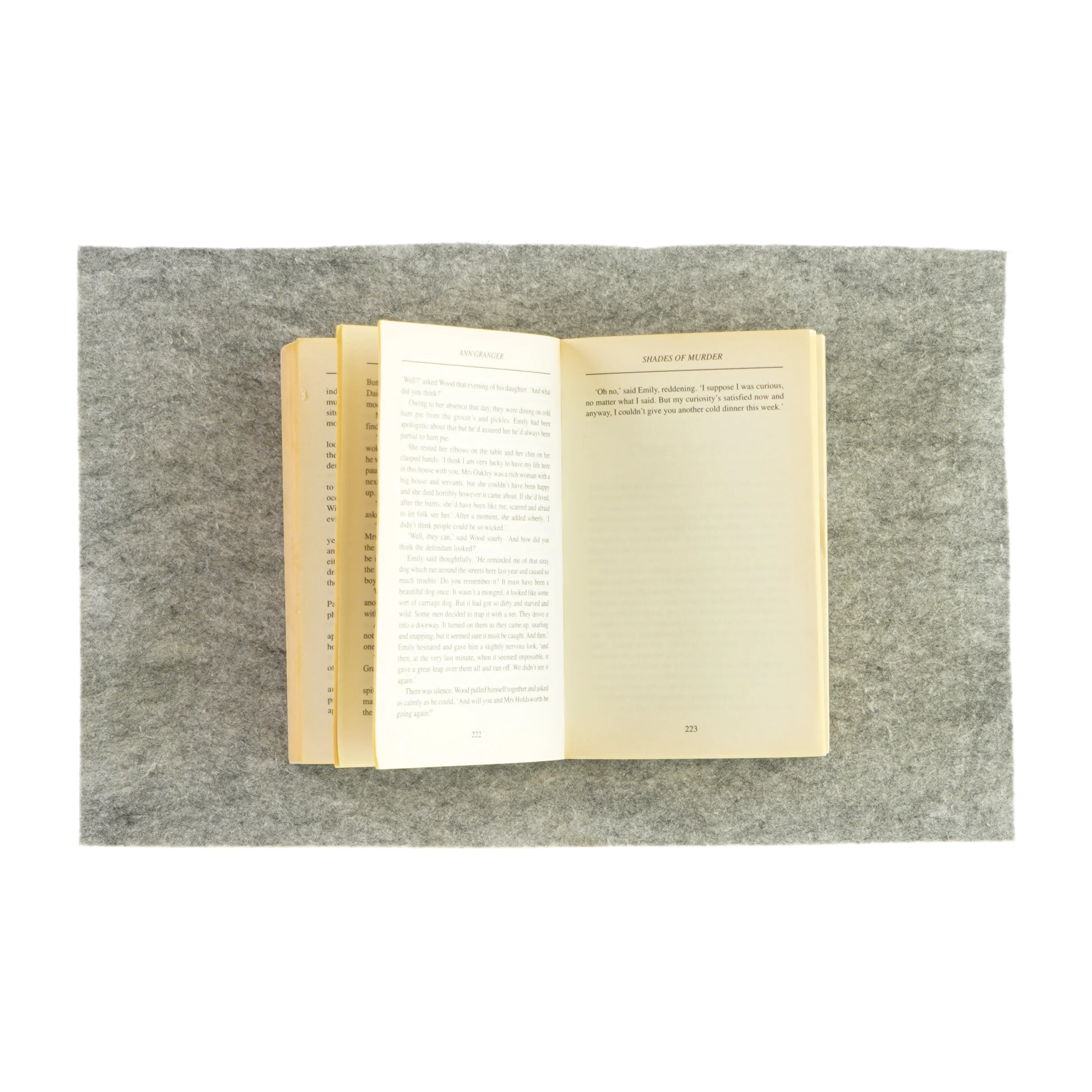 Shades of murder af Ann Granger (bog)