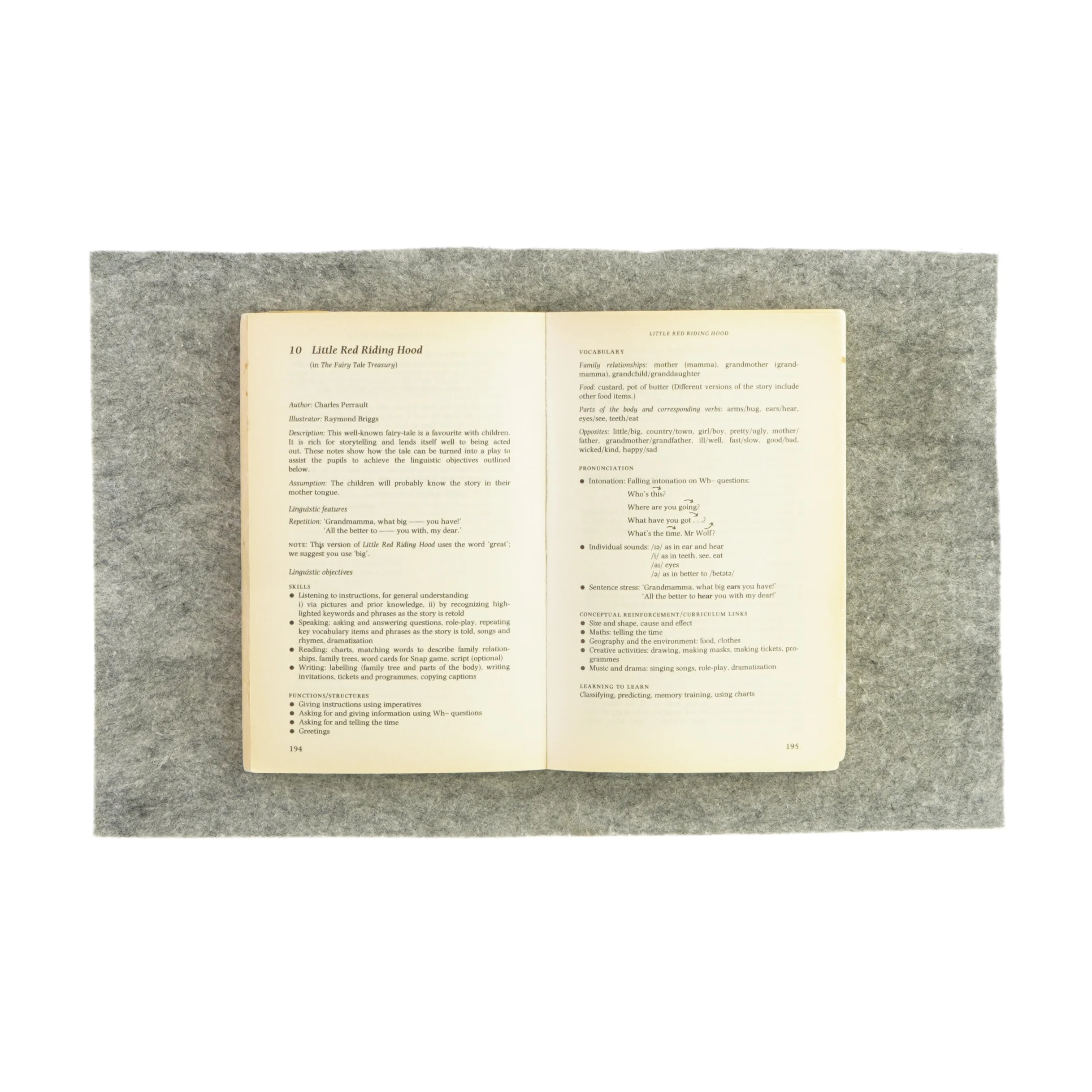 The storytelling handbook for primary teachers af Gail Ellis og Jean Brewster (Bog)