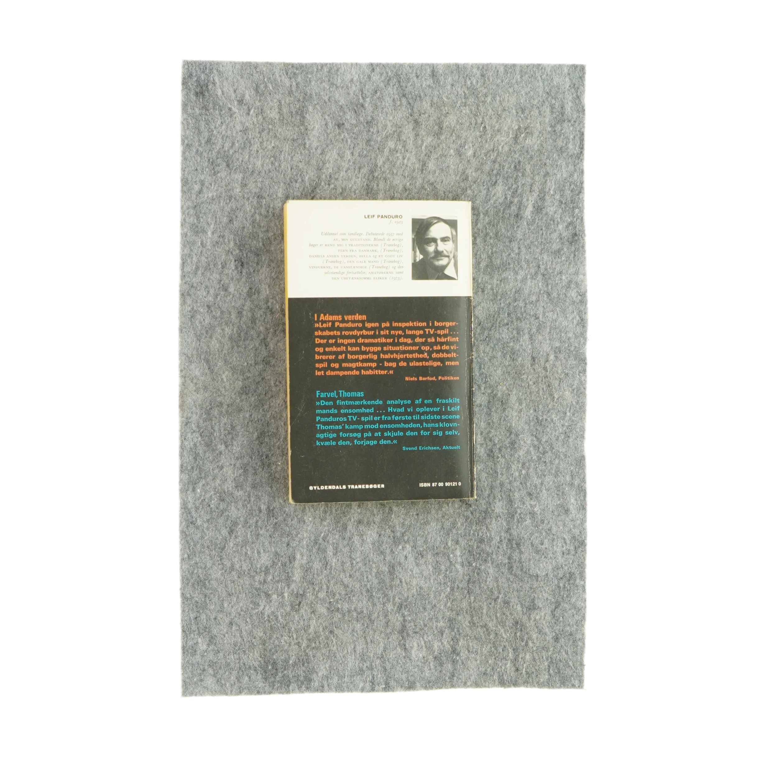 I Adams verden og Farvel Thomas (bog 2i1) 