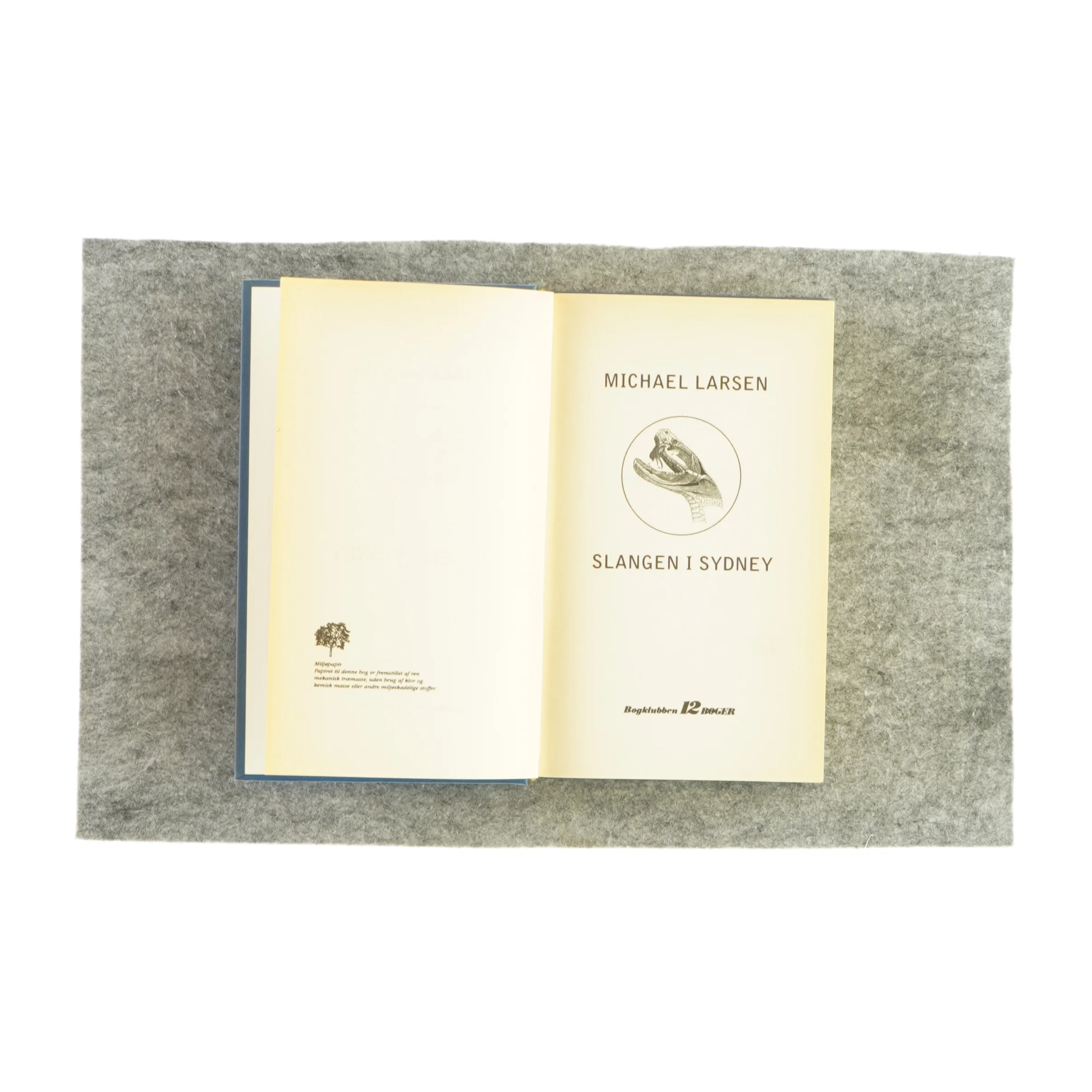 Slangen i Sydney af Michael Larsen (bog)