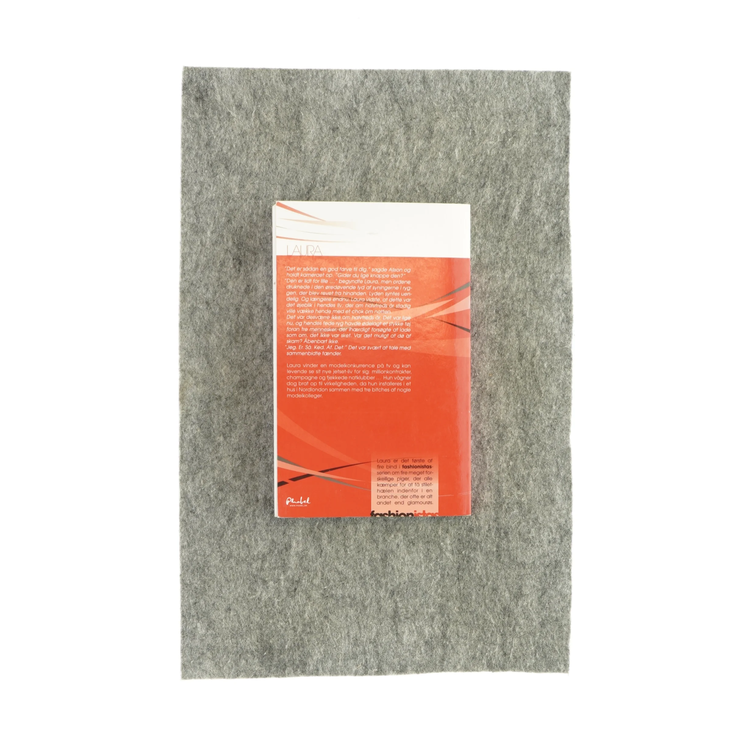 Fashionista Laura af Sarra Manning (bog)