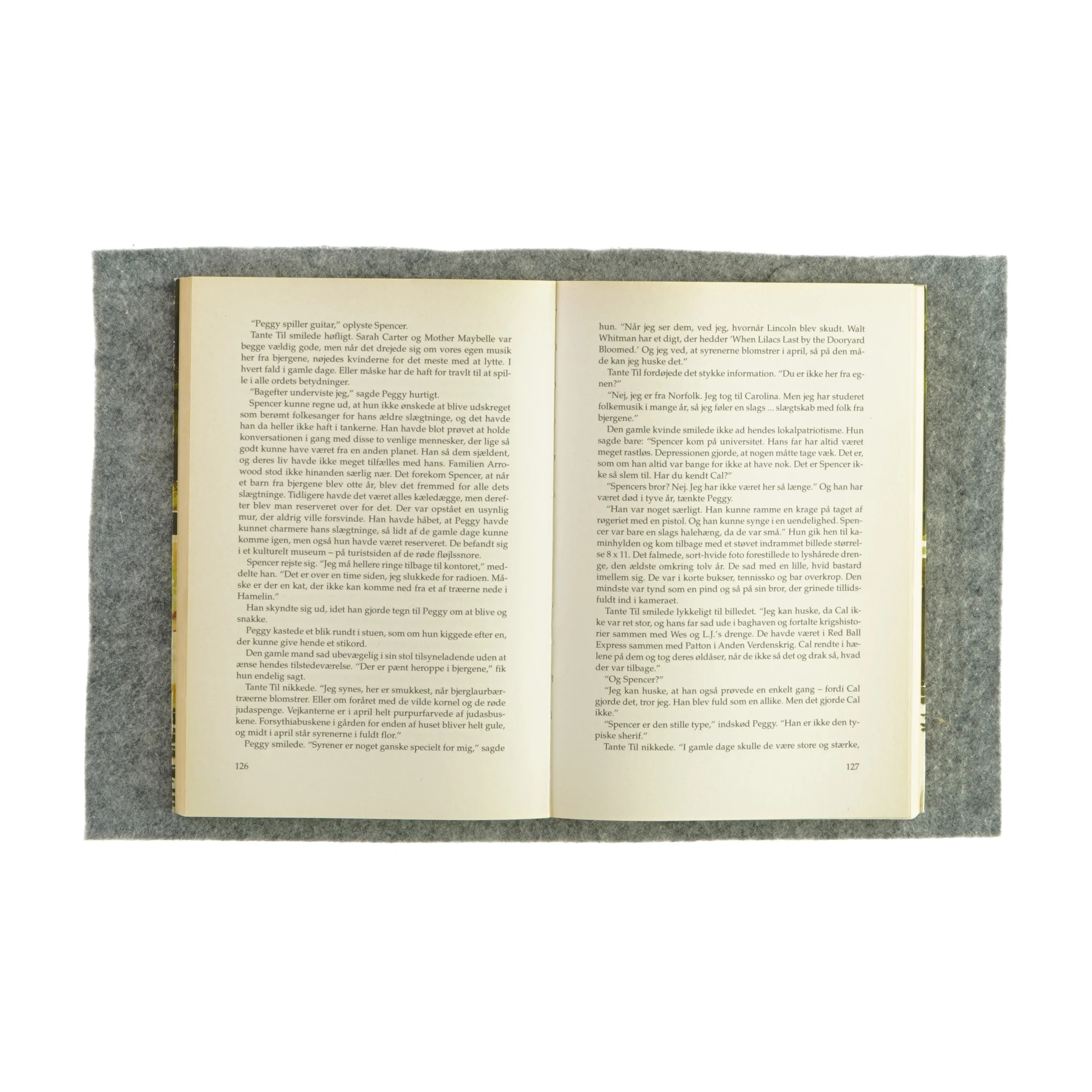 Og kommer jeg igen, du smukke Peggy-O af Sharyn McCrumb (bog)