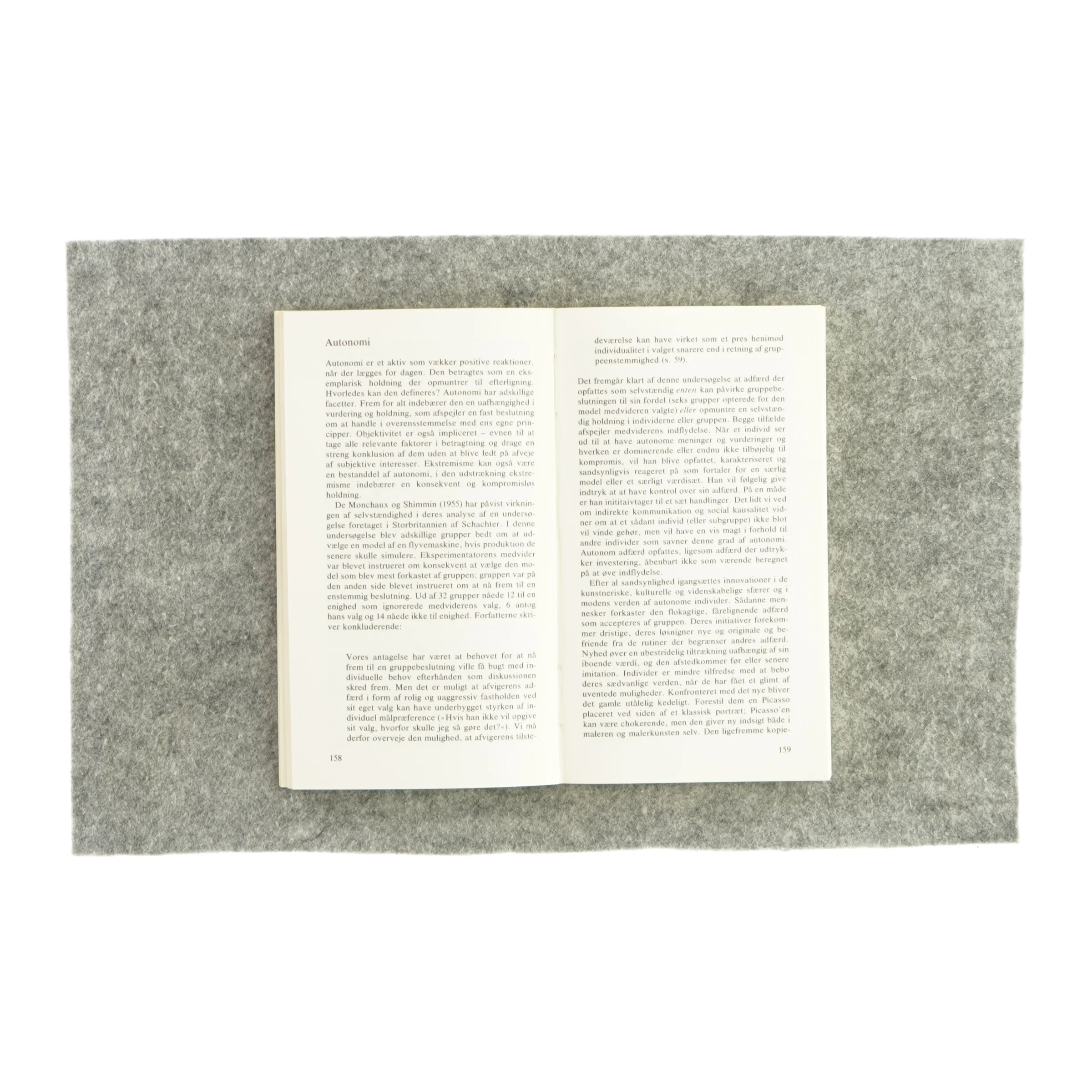 Social indflydelse og social forandring (bog) 