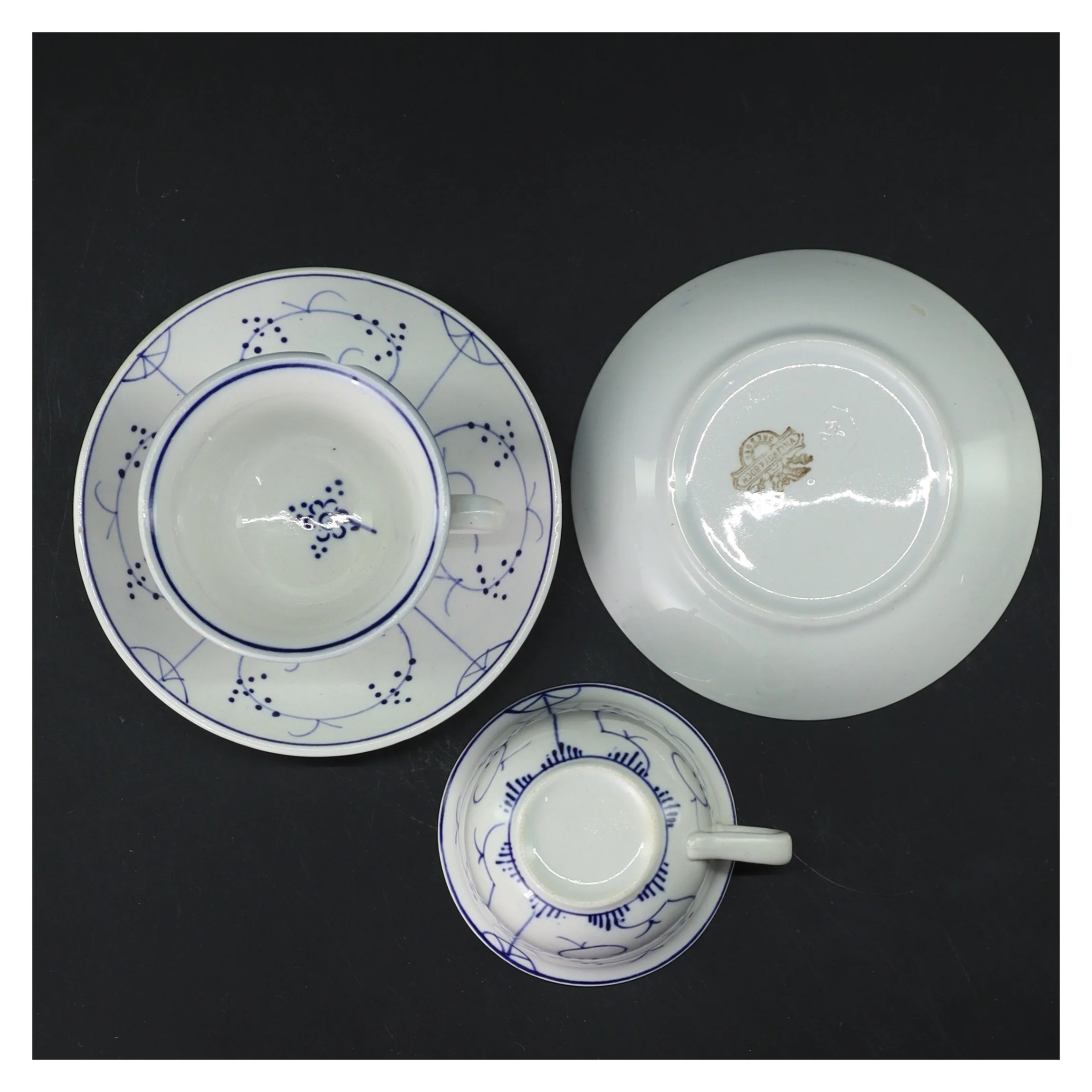 Villeroy & Boch kaffekopper med underkopper (str. Ø 11,5 & 7 cm)