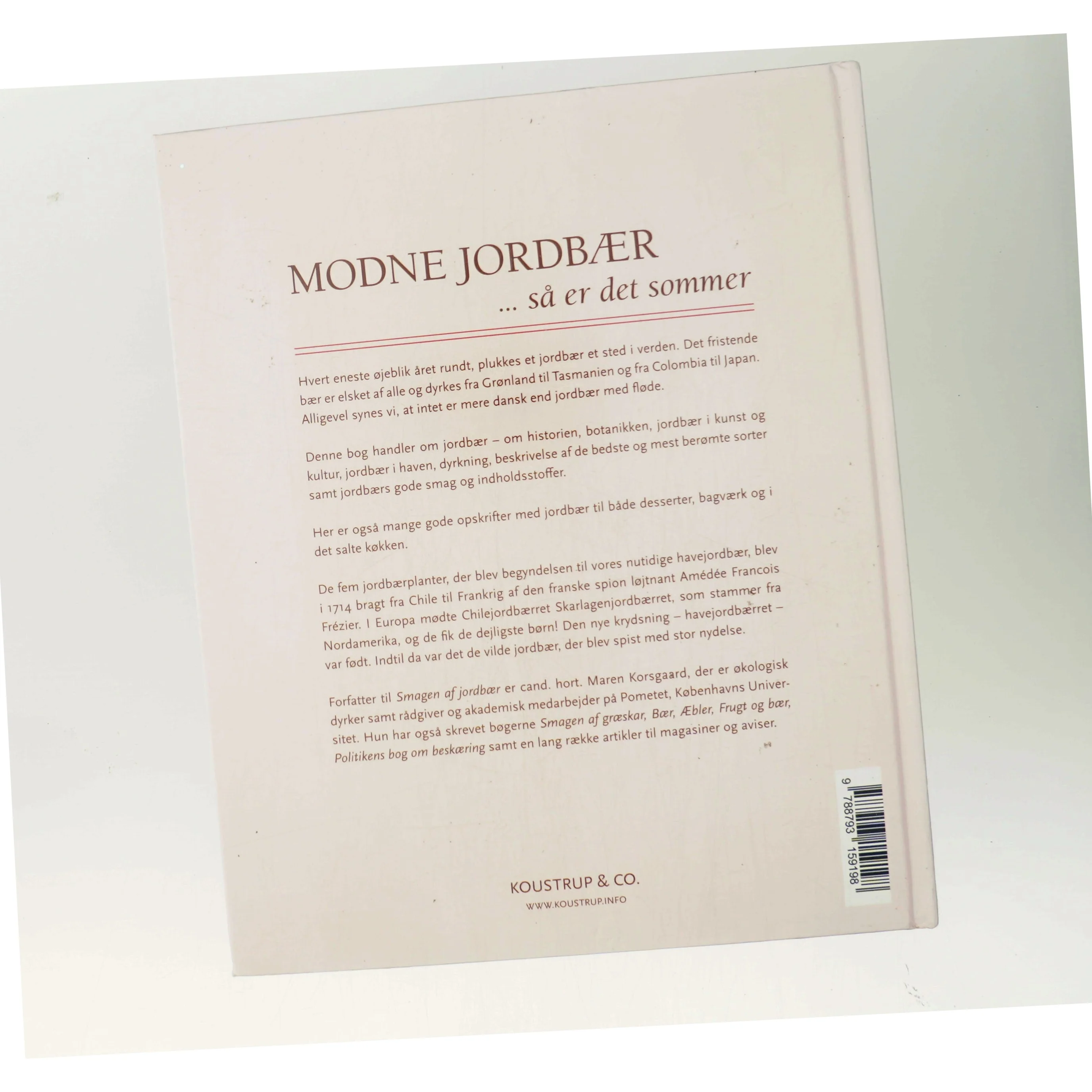 Smagen af jordbær af Maren Korsgaard (Bog)