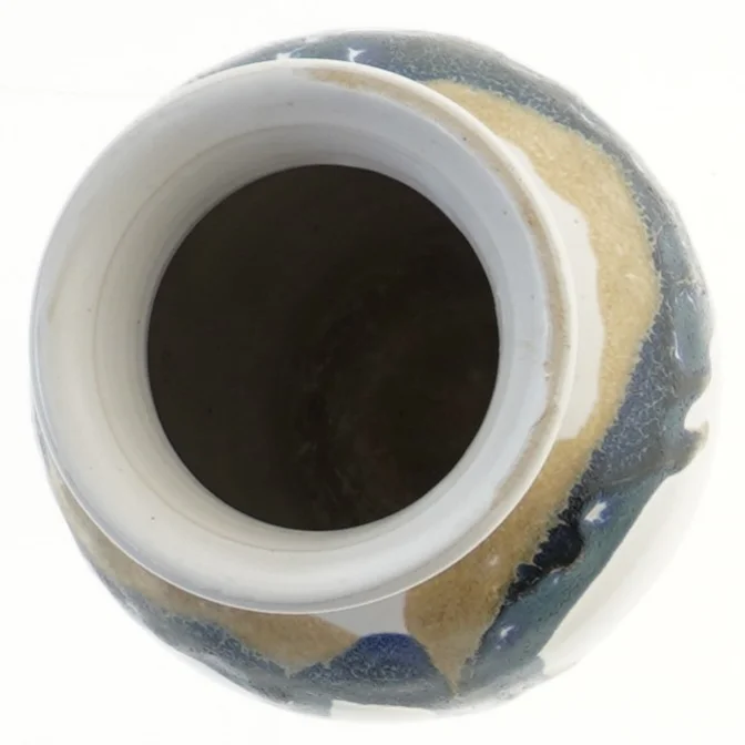 Keramisk vase (str. 18 cm)