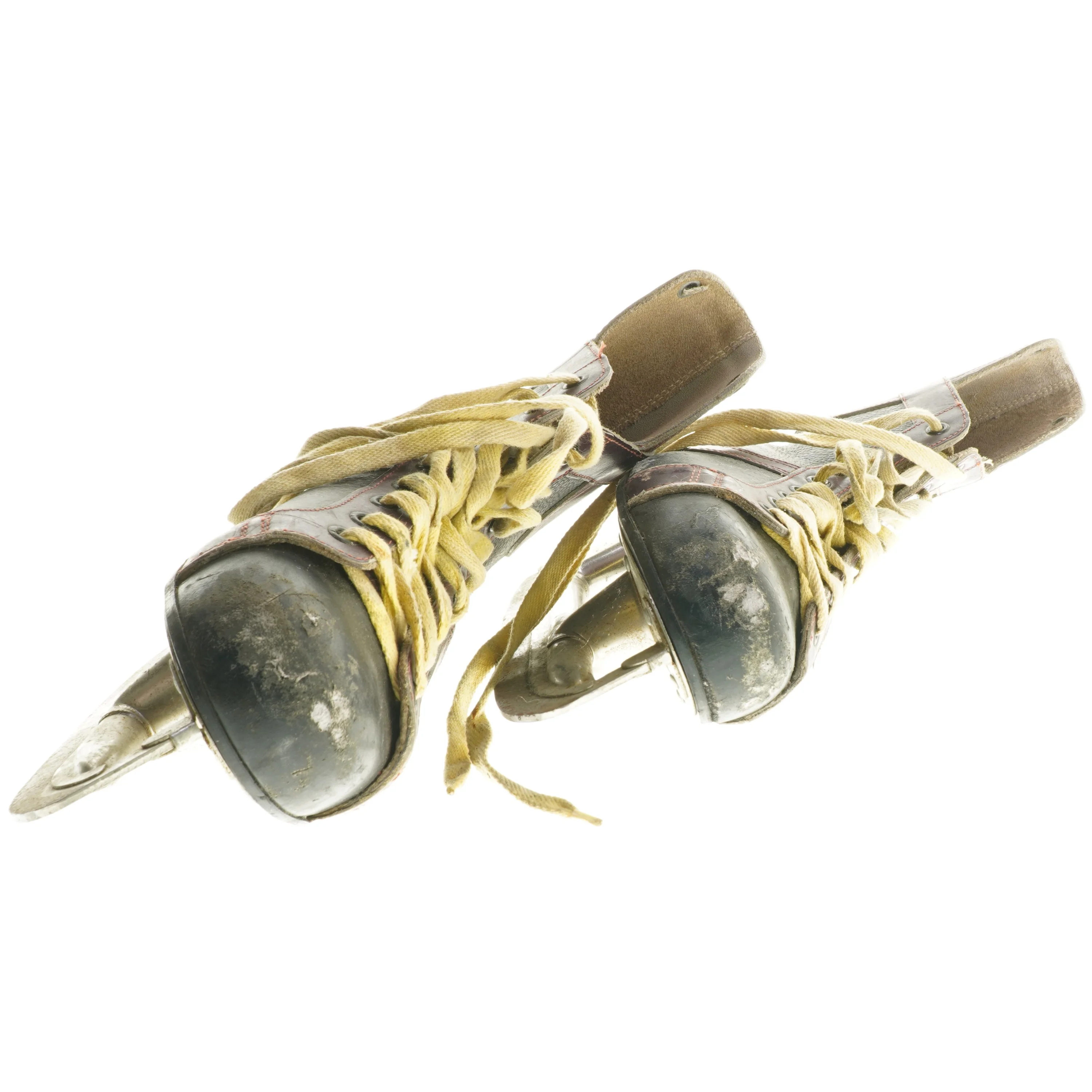 Brugte skøjter (str. sål: 28 cm)