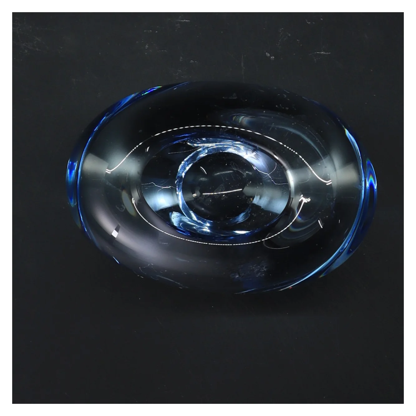 Holmegaard hjerteformet vase udført per luthen Blå glasvase (str. 9 cm)