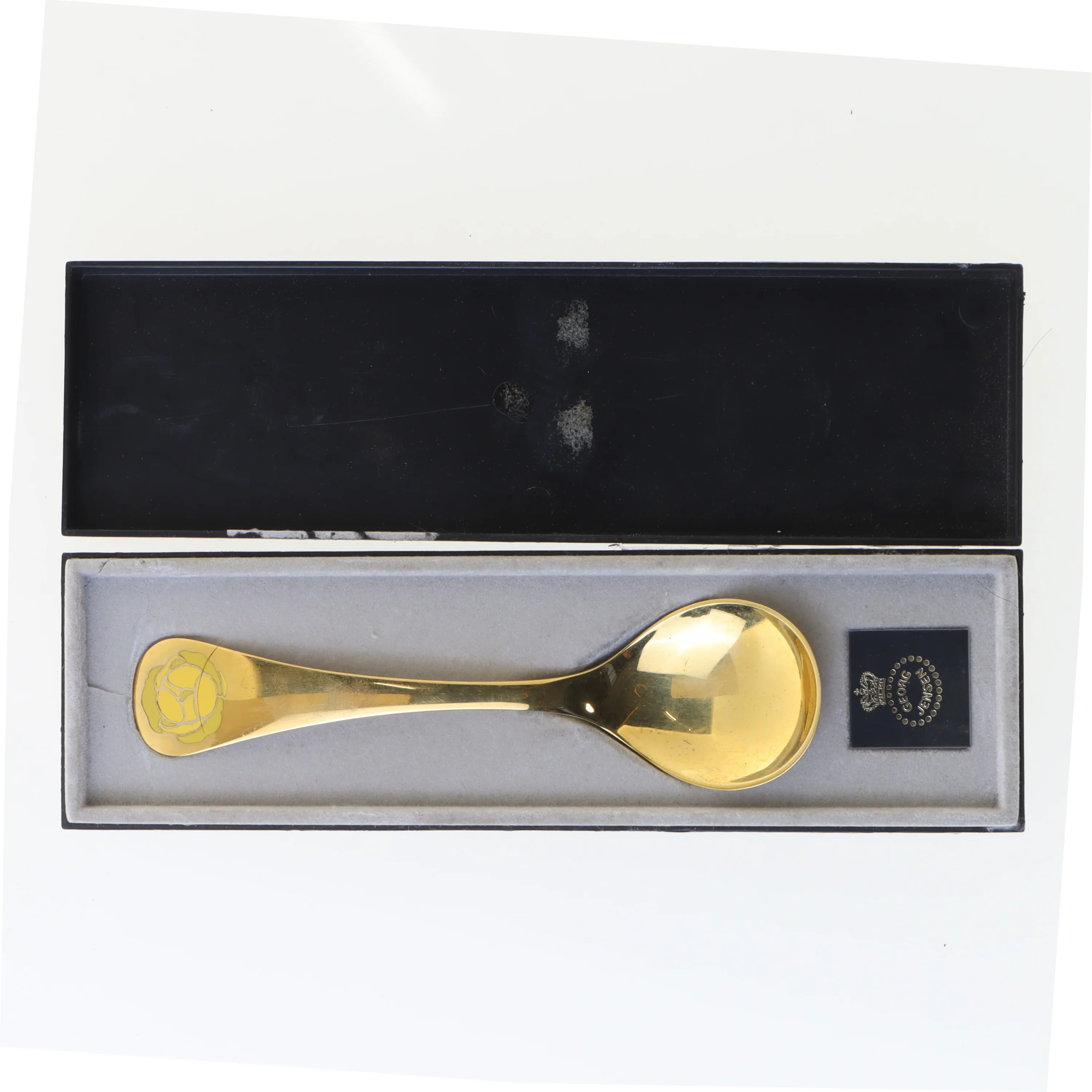 Guldfarvet ske i gaveæske fra Georg Jensen (str. 15 cm)