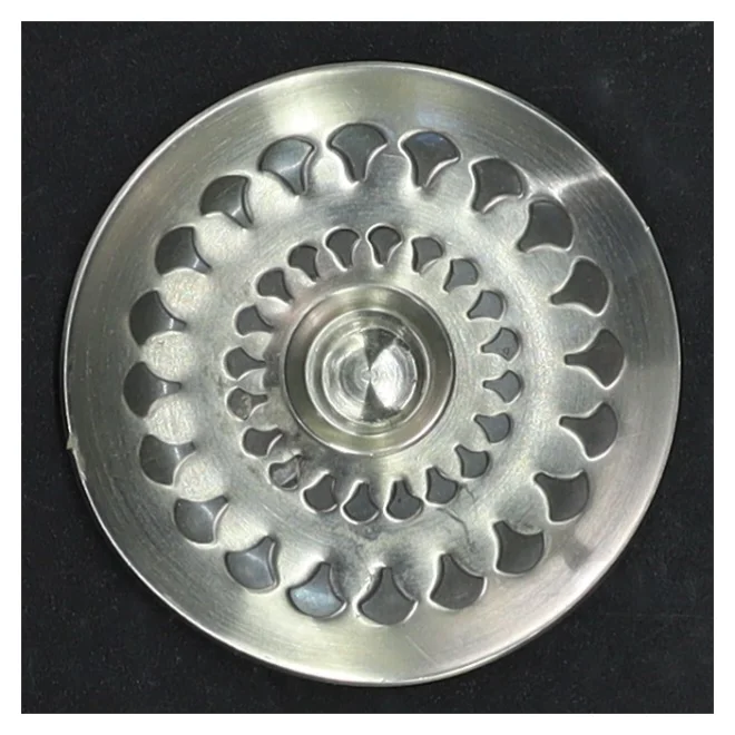 Dekoreret metalæske med indgraveret metalbakke fra Jørgen Jensen (str. Ø. 6,5 cm)