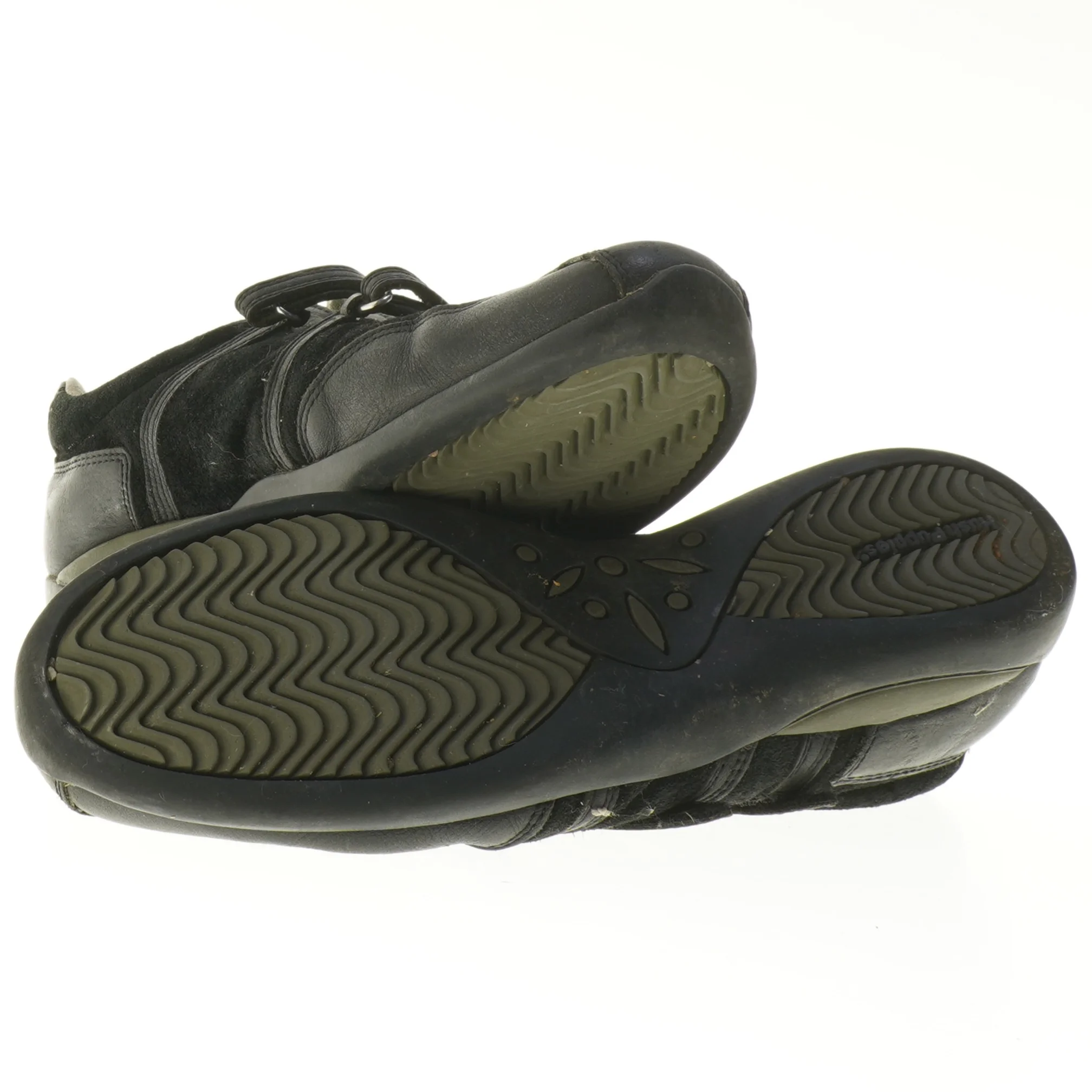 Sort sportssko fra Hush Puppies (str. 40-41 )