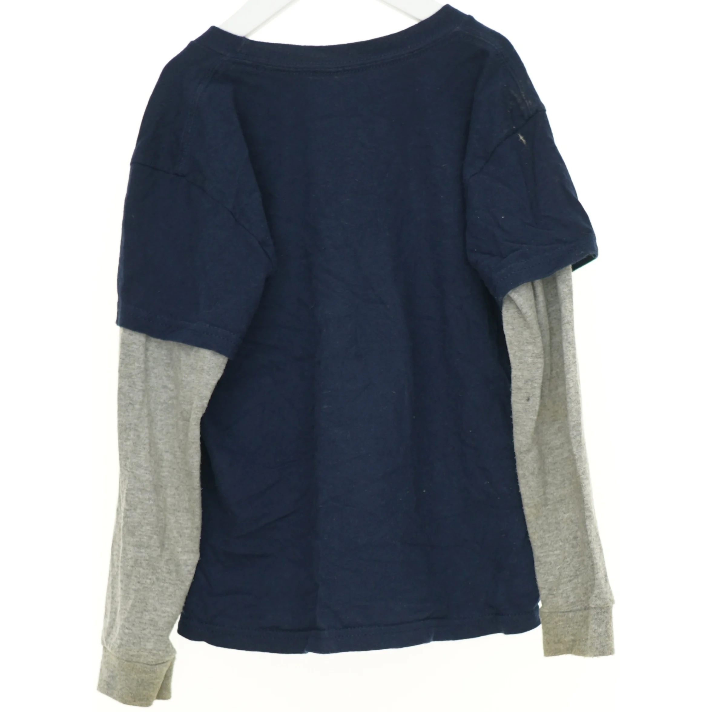 Bluse fra Dino (str. 122 cm)