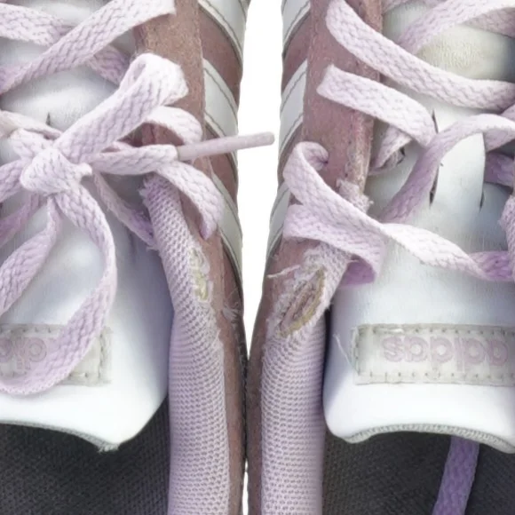 Sneakers i ruskind fra Adidas (str. 36)