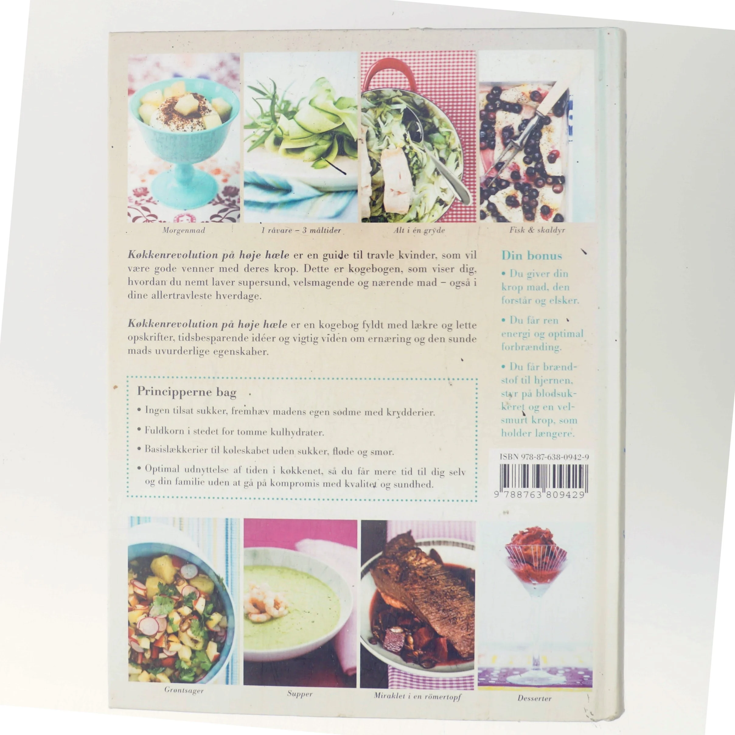 Køkkenrevolution på høje hæle : 110 fabelagtige opskrifter til travle kvinder, der vil spise sundt af Oscar Umahro Cadogan (Bog)