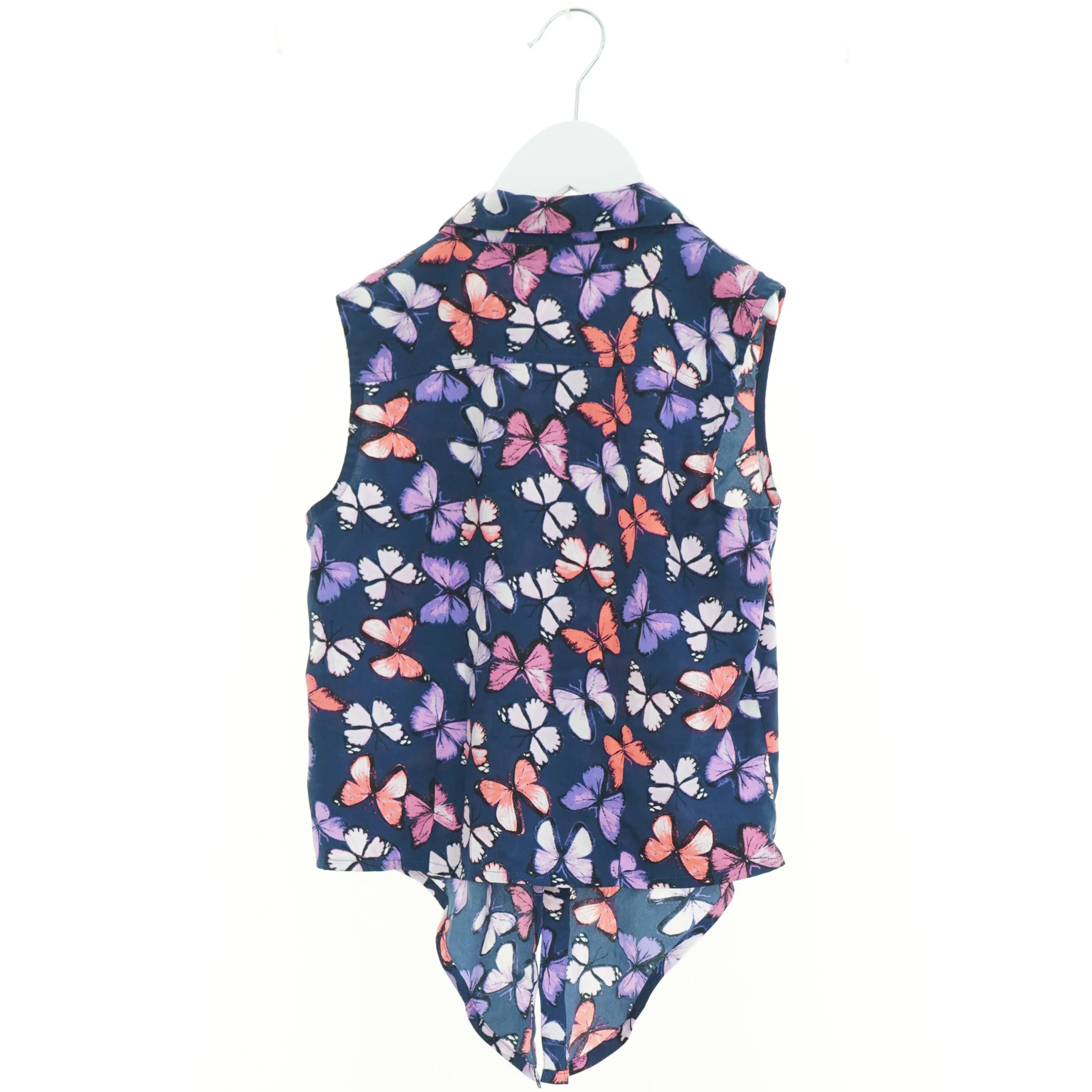 skjorte med bindebånd foran (str. 134 cm)