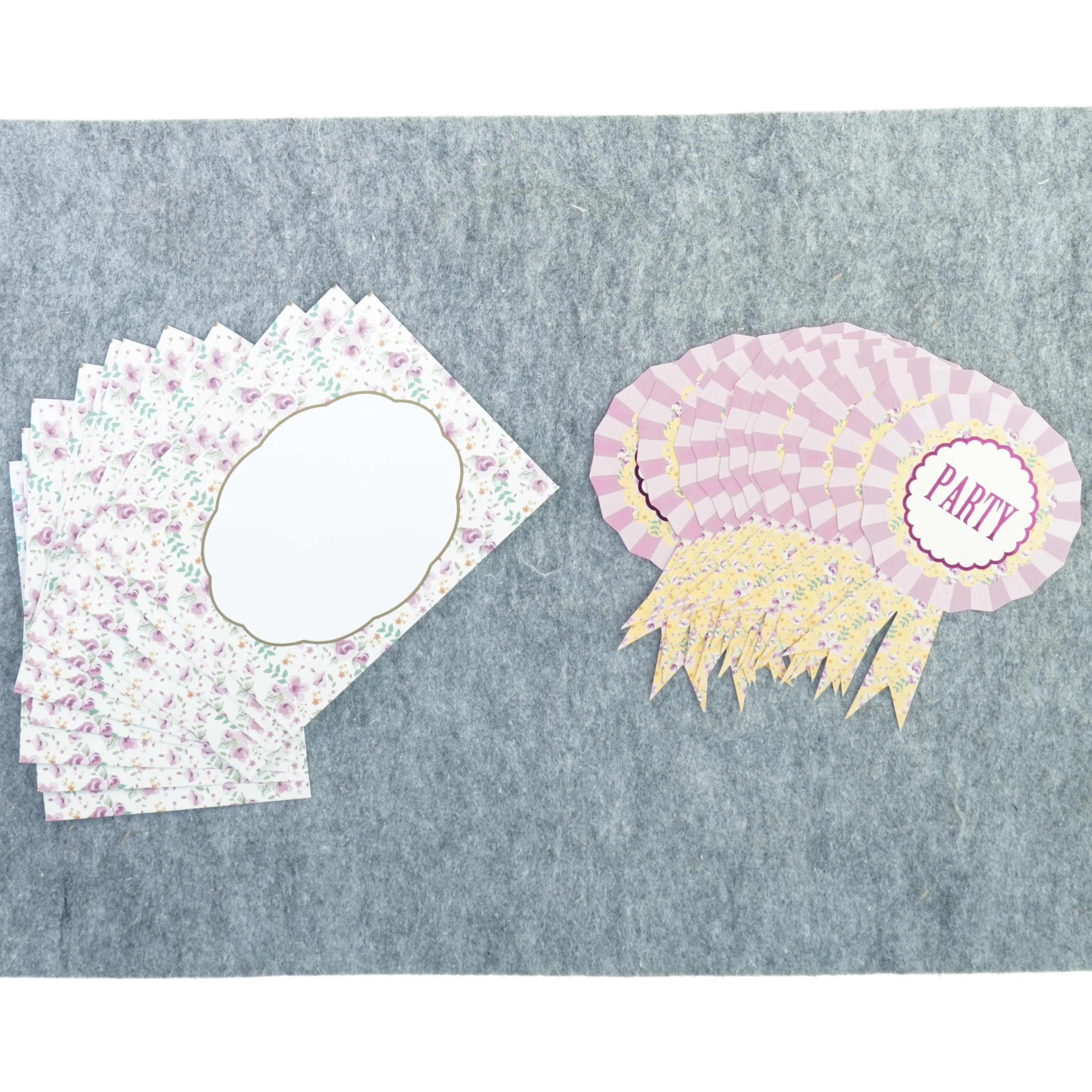 Invitationer til fest fra Talking Tables (str. 17 x 13 cm)