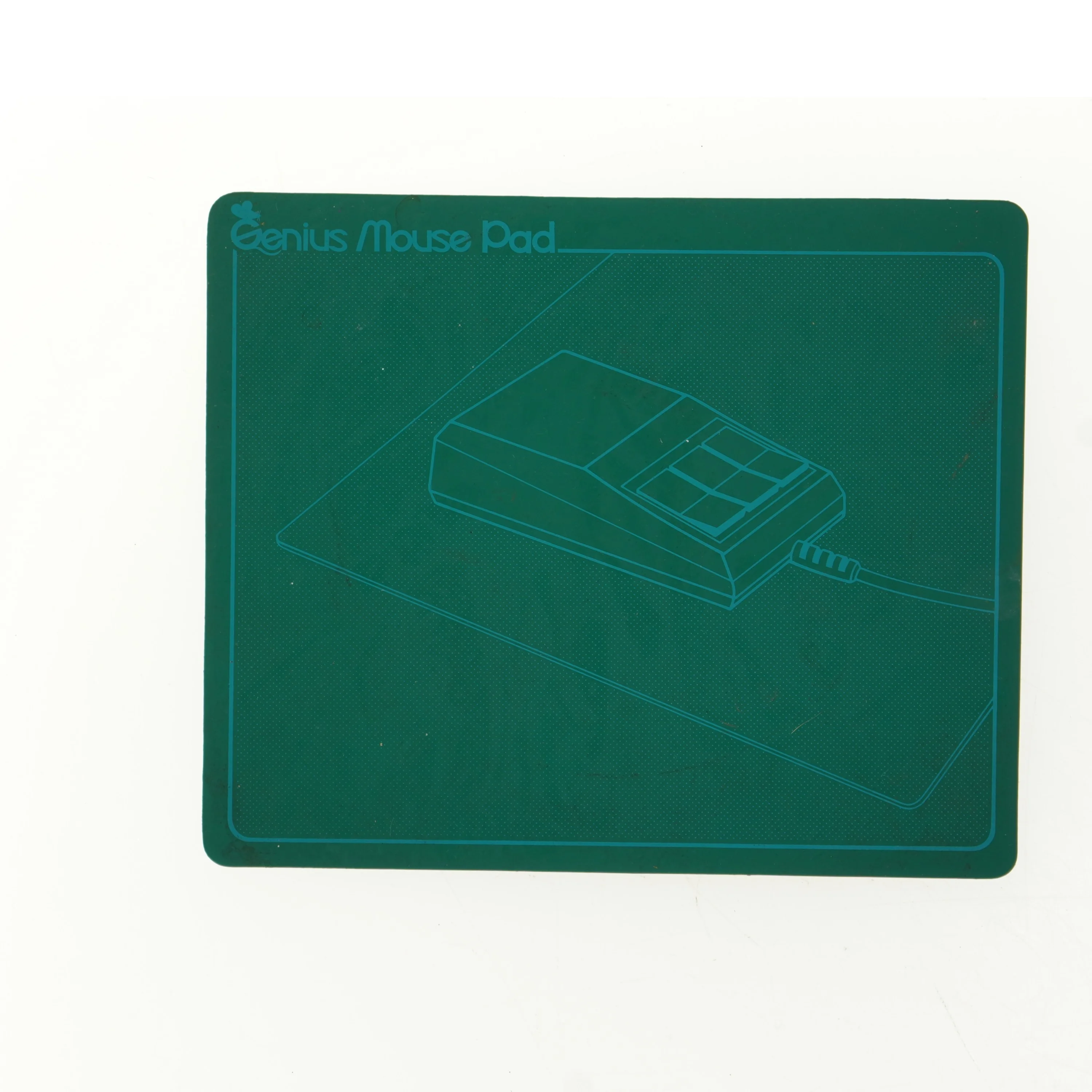 Cutting pad og mousepad fra Genius (str. 22 x 18)