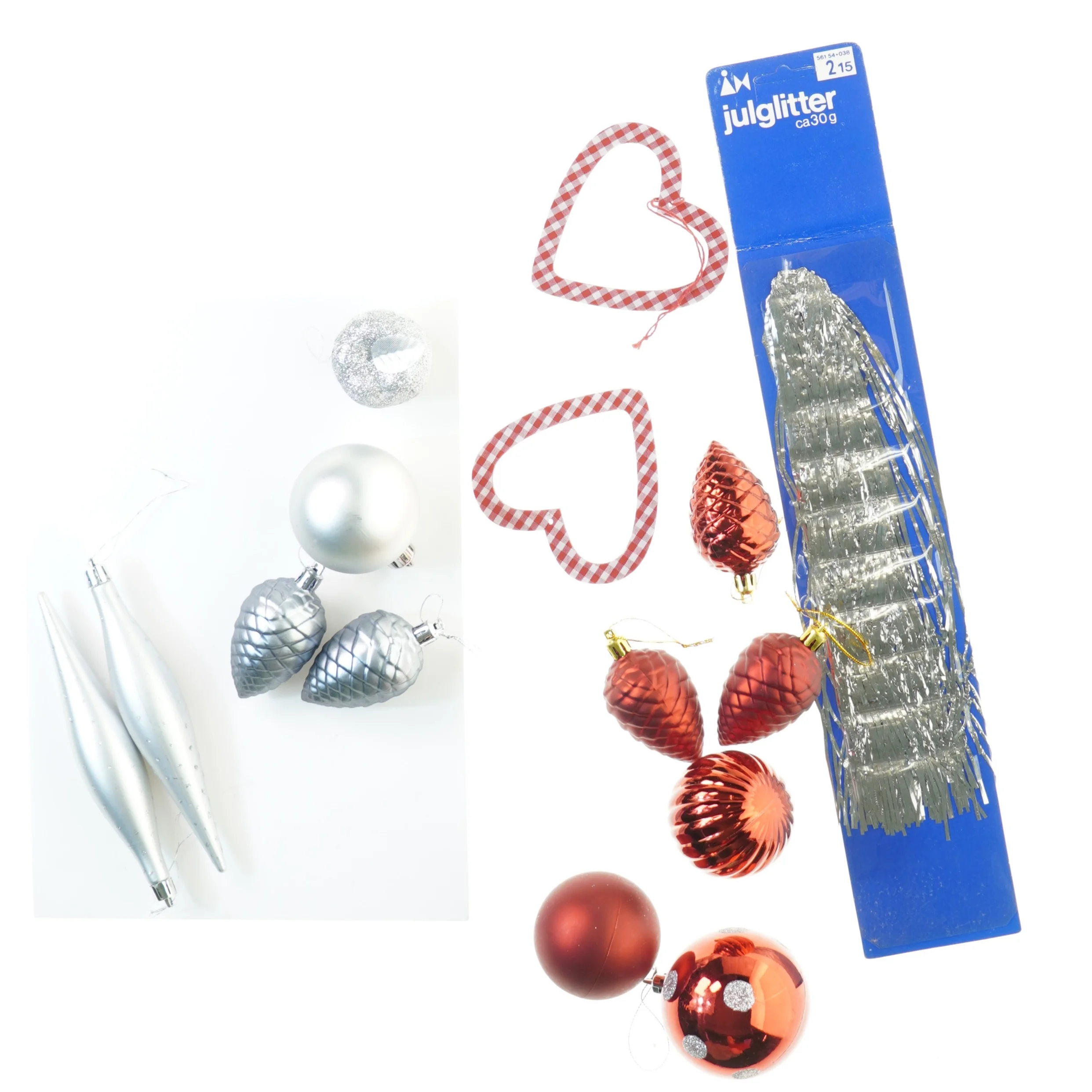 Julepynt, 15 julekugler mm (str. 32)