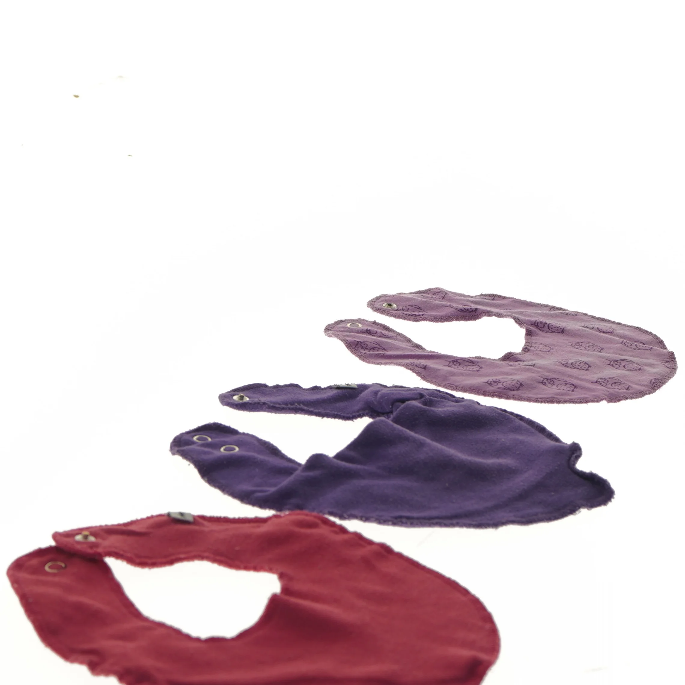 Sæt af tre babyhagesmække (str. Ø 18 cm)