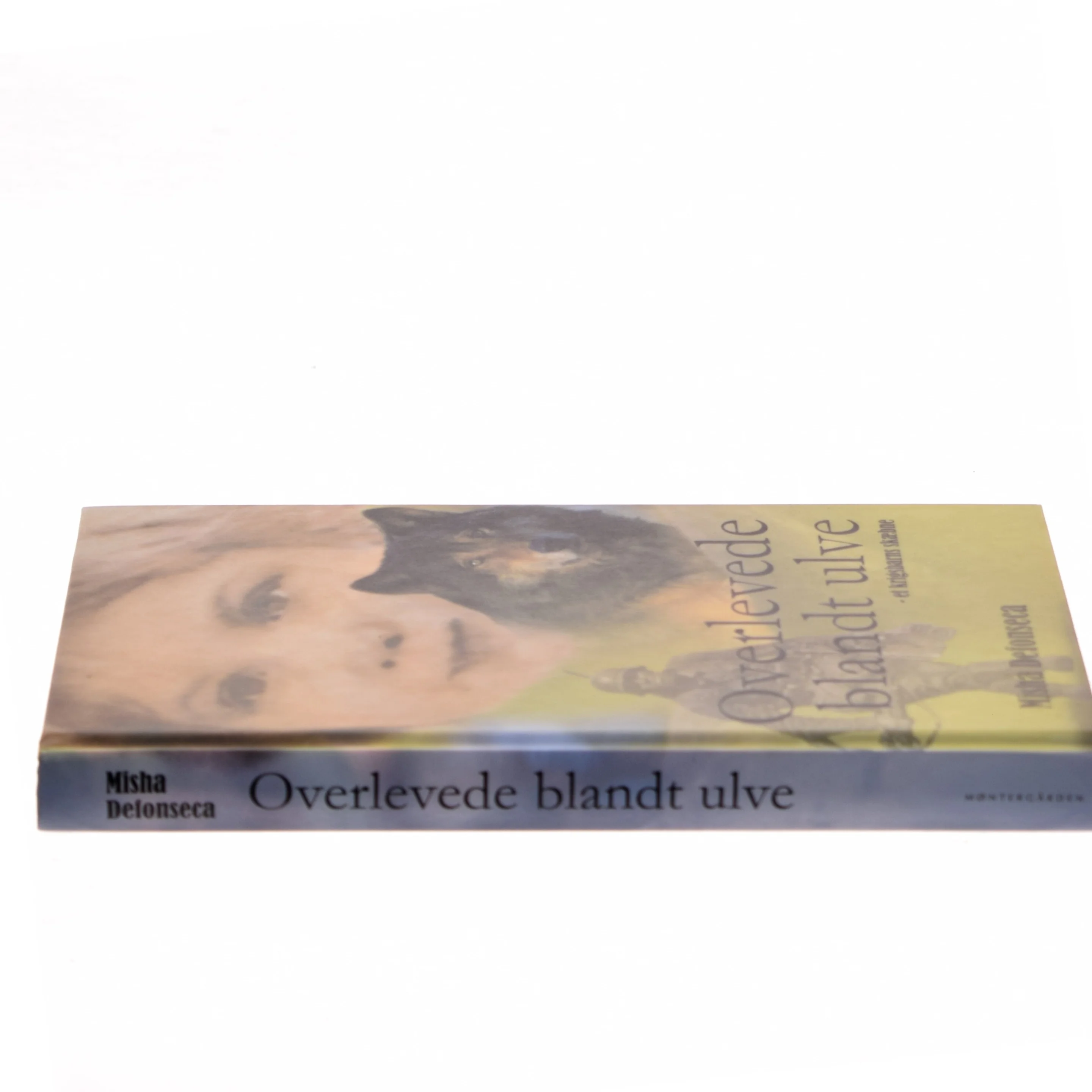 Overlevede blandt ulve af Misha Defonseca (Bog)