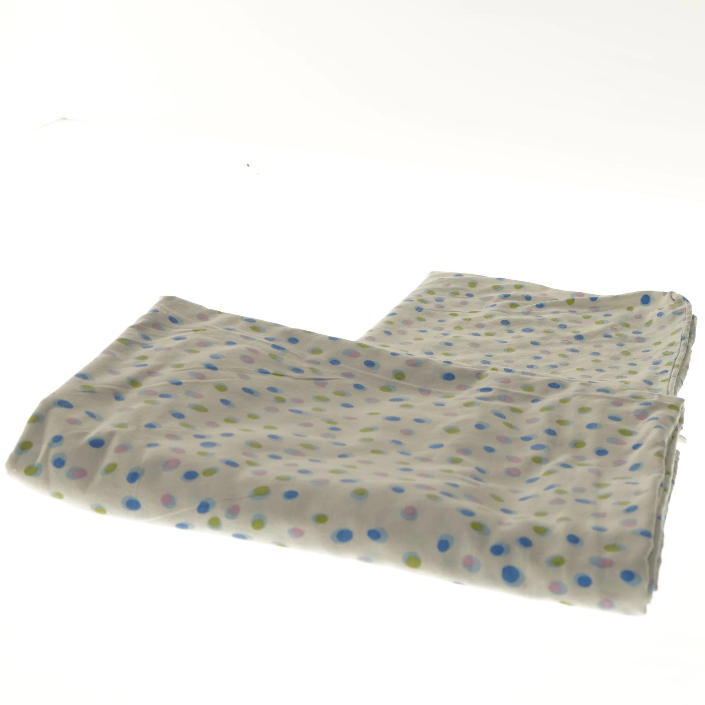 Prikket sengetøj (str. 40x38 & 90x132 cm)