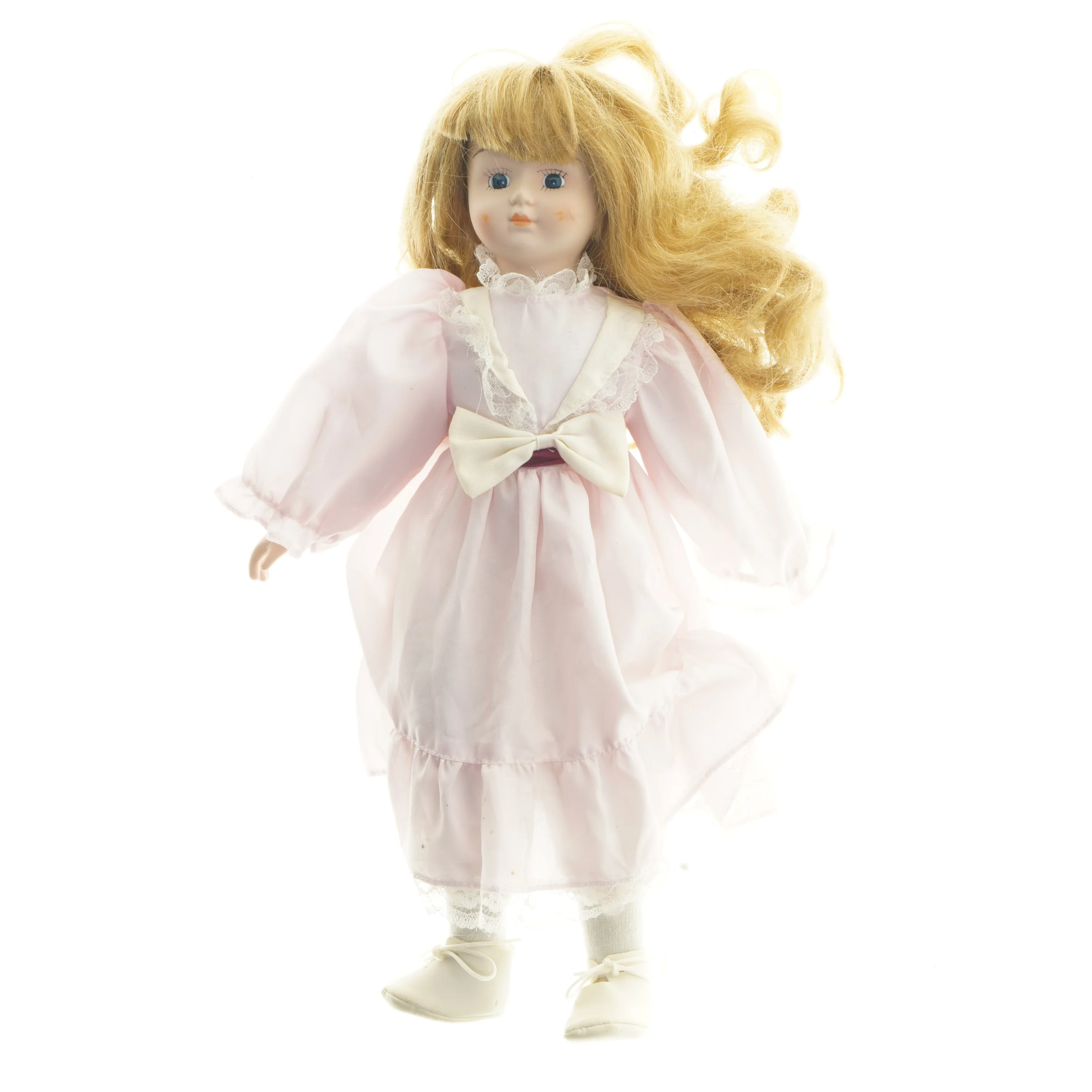 Porcelænsdukke i lyserød kjole (str. 40,5 cm)