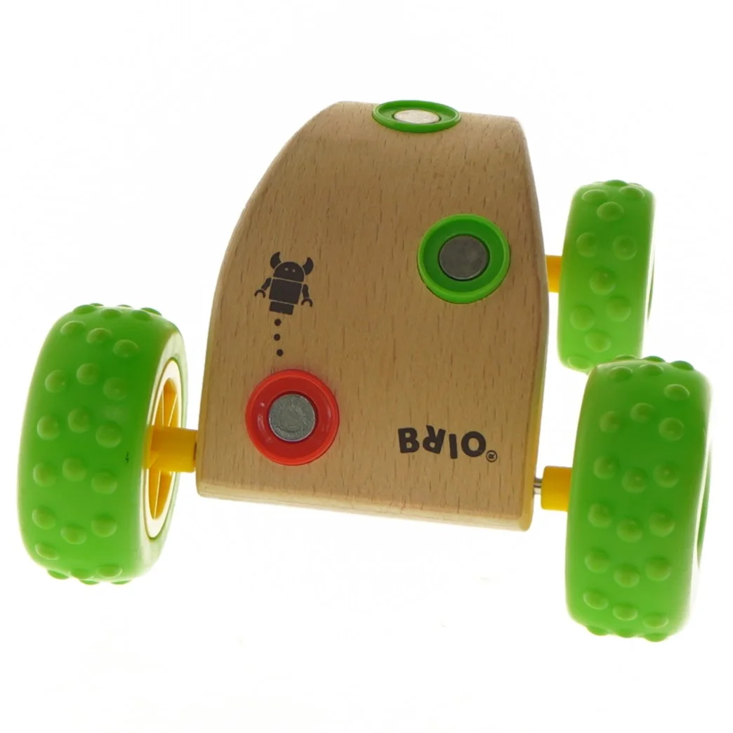 Trælegetøjsbil med grønne hjul fra Brio (str. 19x14 cm)