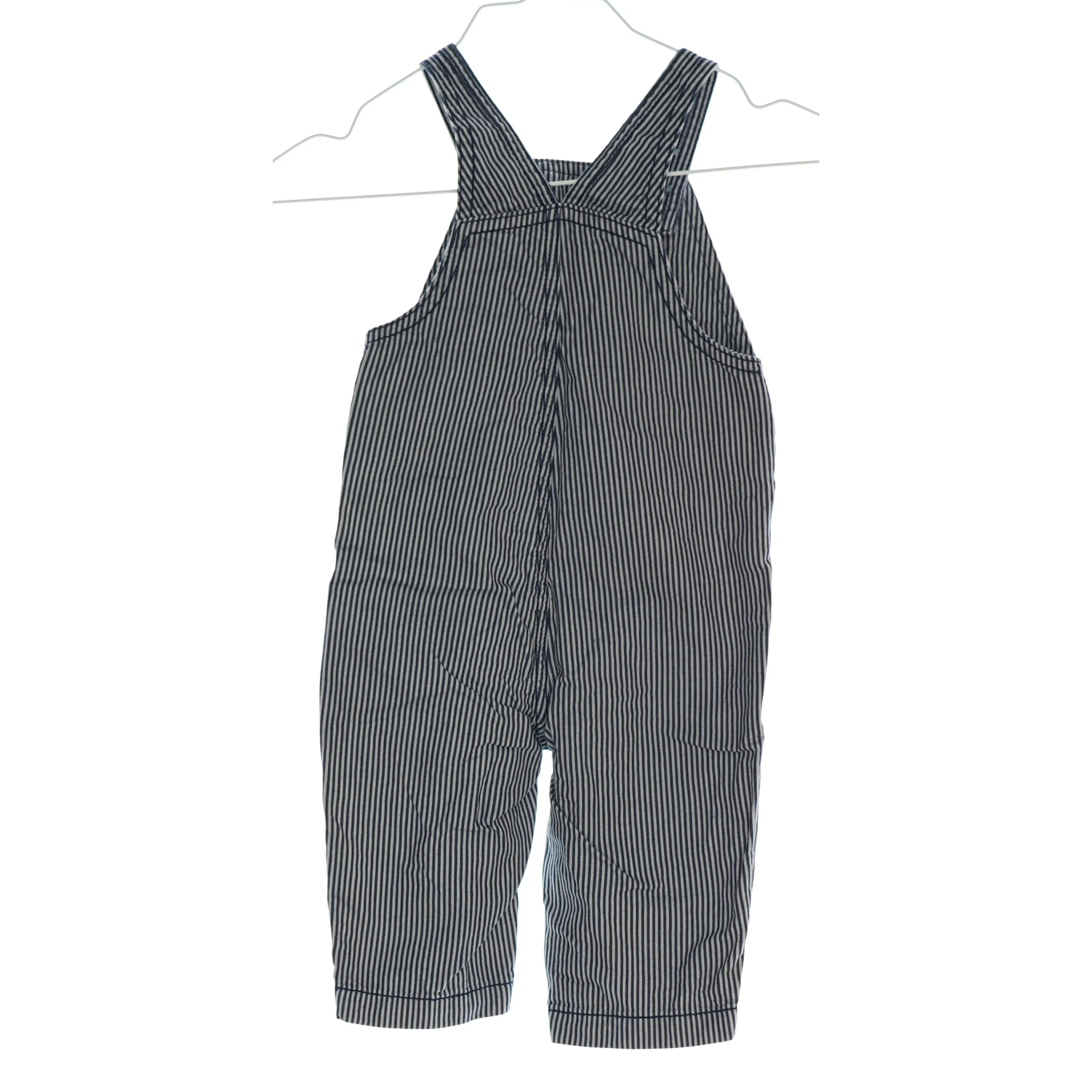 Buksedragt fra Carter's (str. 6 mdr)