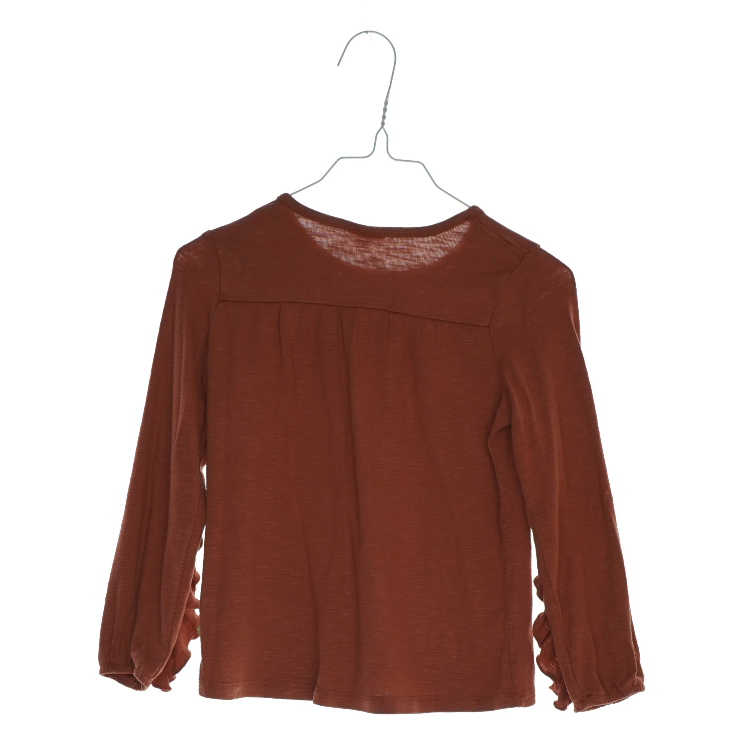 Bluse med frynsede detaljer fra Pompdelux (str. 104)