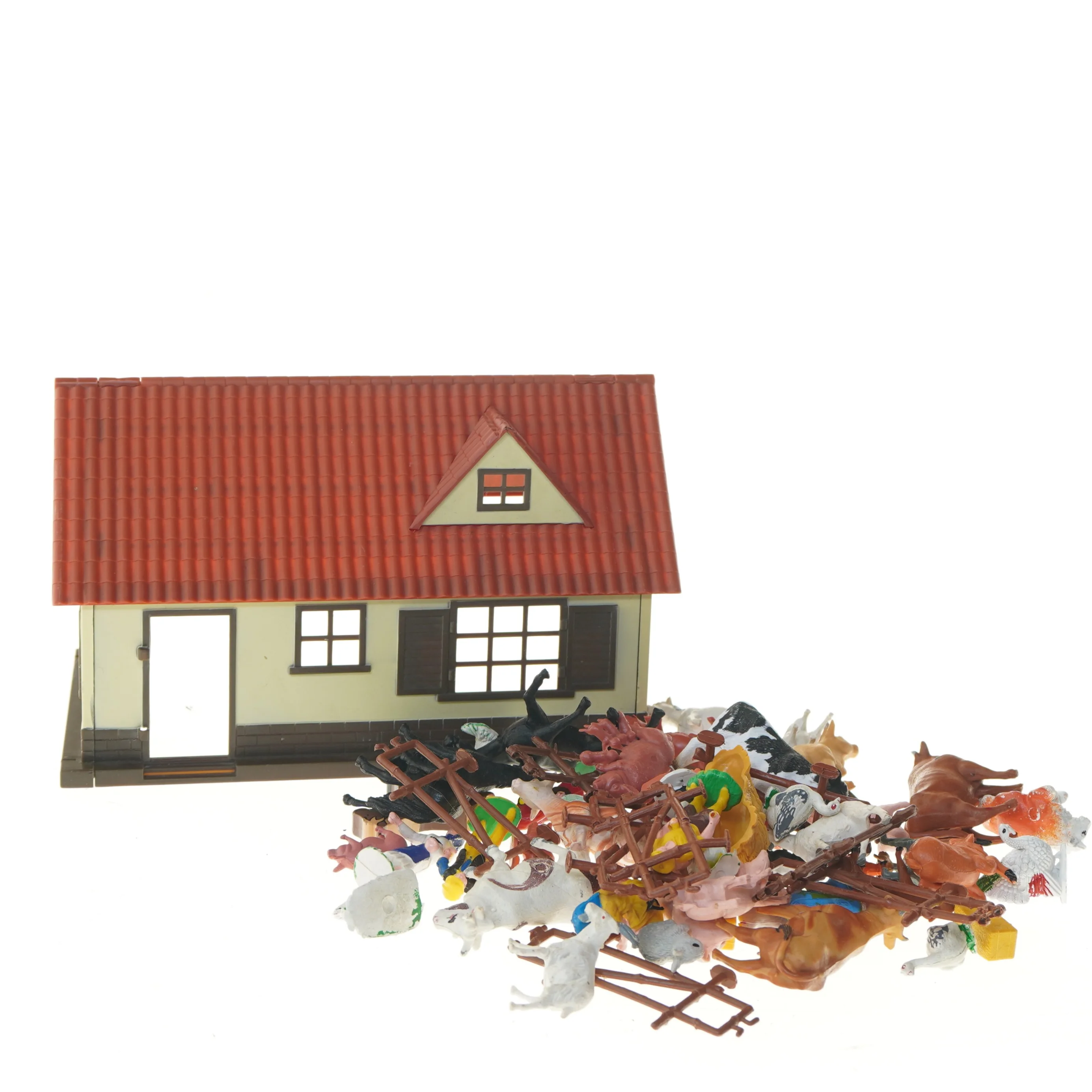 Legehus med figurer (str. 24x14x15 cm)