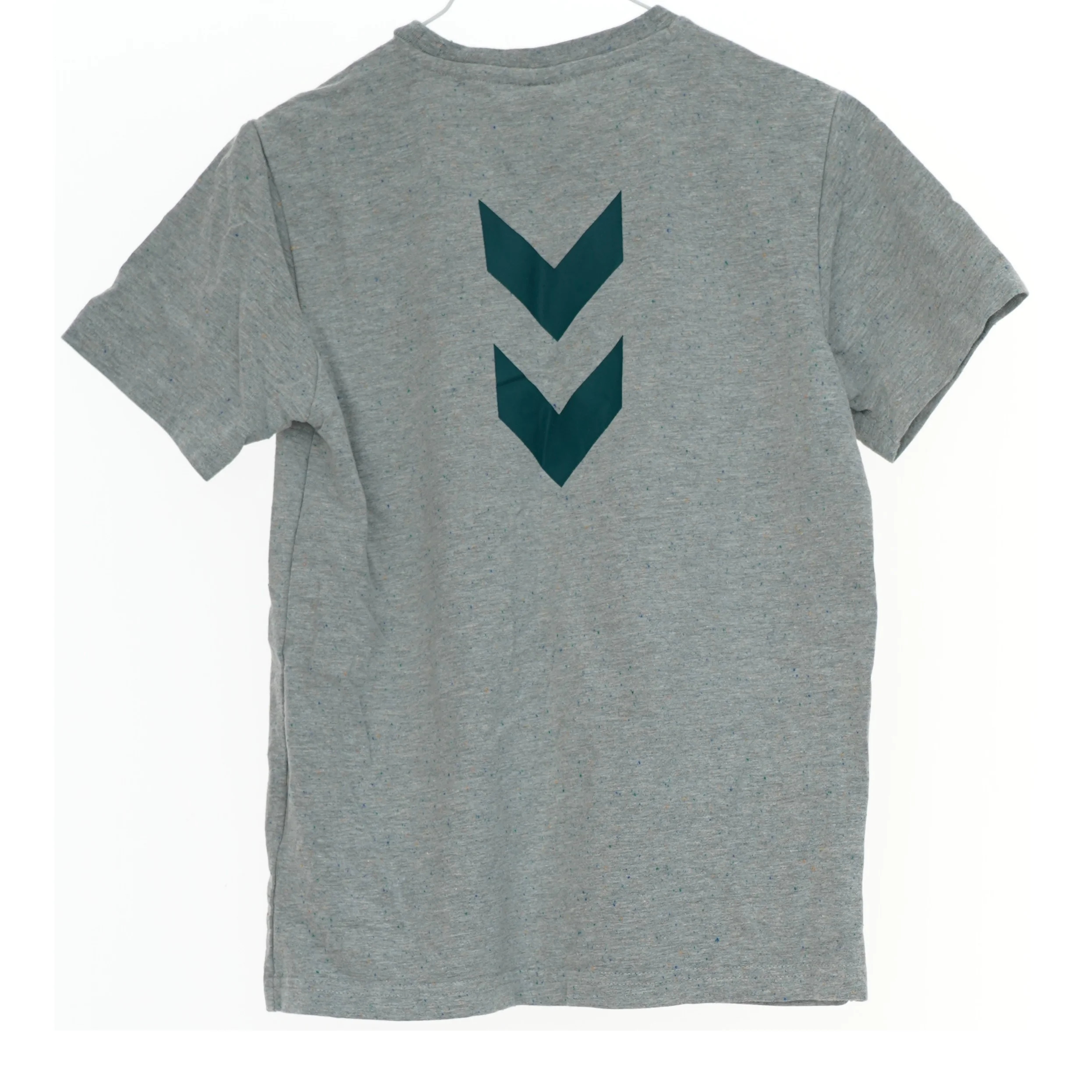 T-shirt med 1923 Sportswear design fra Hummel (str. 128)