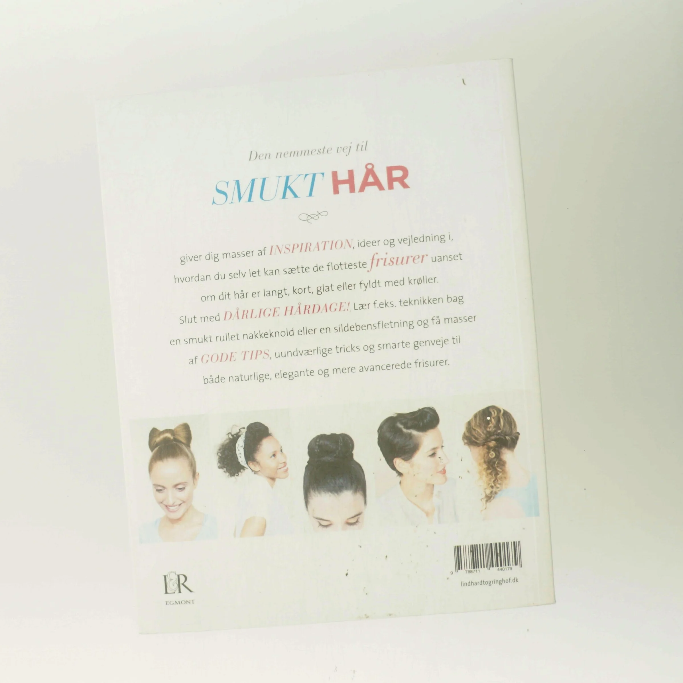 Den nemmeste vej til smukt hår : flet, sno & krøl - trin for trin : 75 fantastiske frisurer af Anne Thoumieux (Bog)