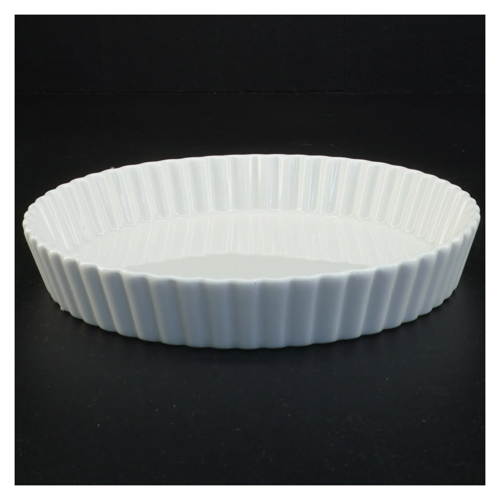 Tærtefad fra Tiger (str. Diameter 18 cm h 3 cm)