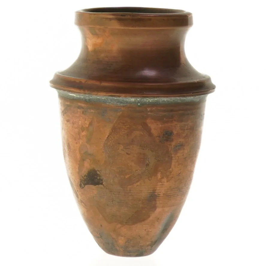 Vase i kobber (str. 12 cm)