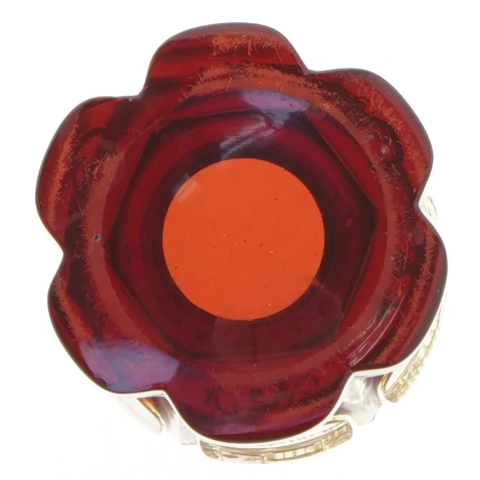 Rød krystalkop med gulddetaljer (str. 10 cm)