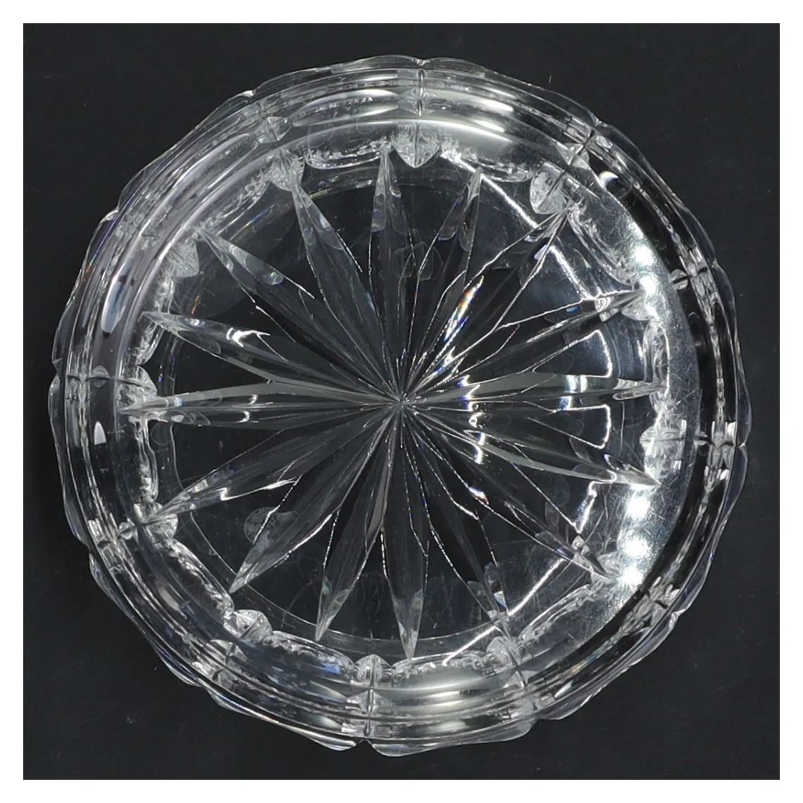 Glas krukke med låg (str. Ø 11 cm)