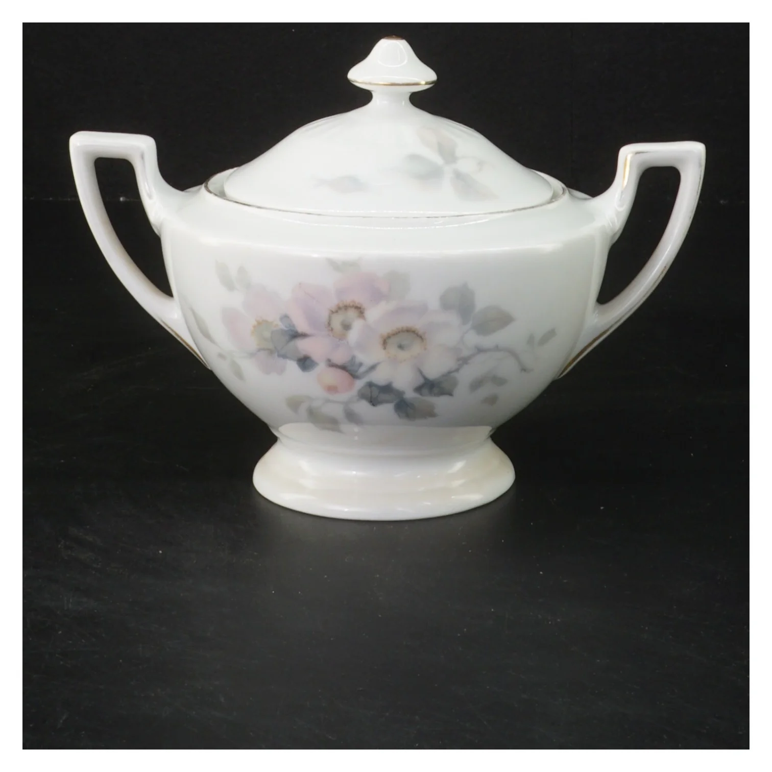 Porcelæn sukkerskål og mælkekande fra Bavaria (str. ø 10 cm og ø 12 cm)