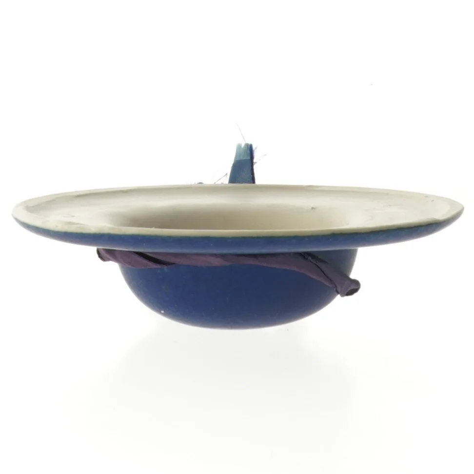 Blå keramik hat med blomster (str. Ø 15 cm)