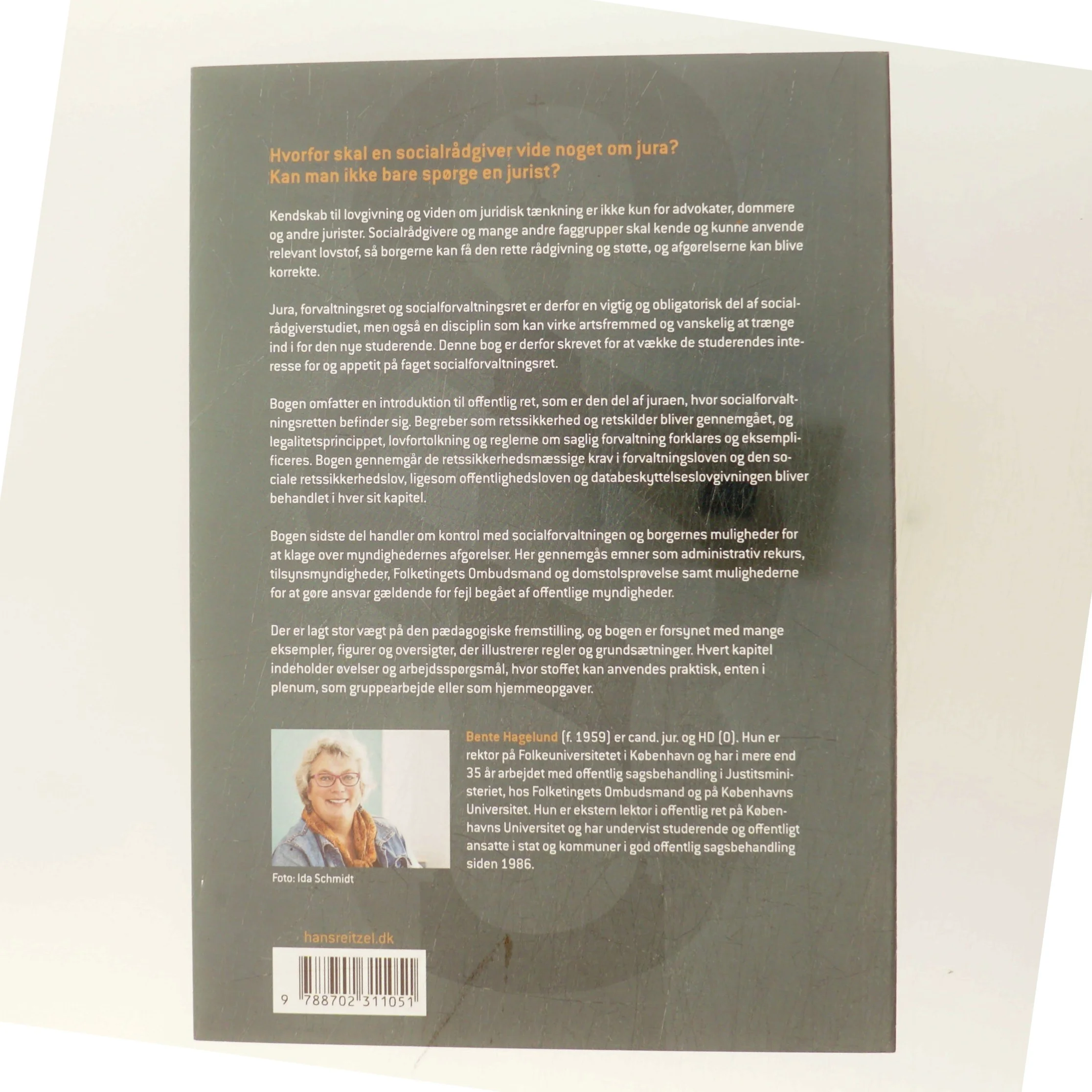 Lærebog i socialforvaltningsret af Bente Hagelund (Bog)