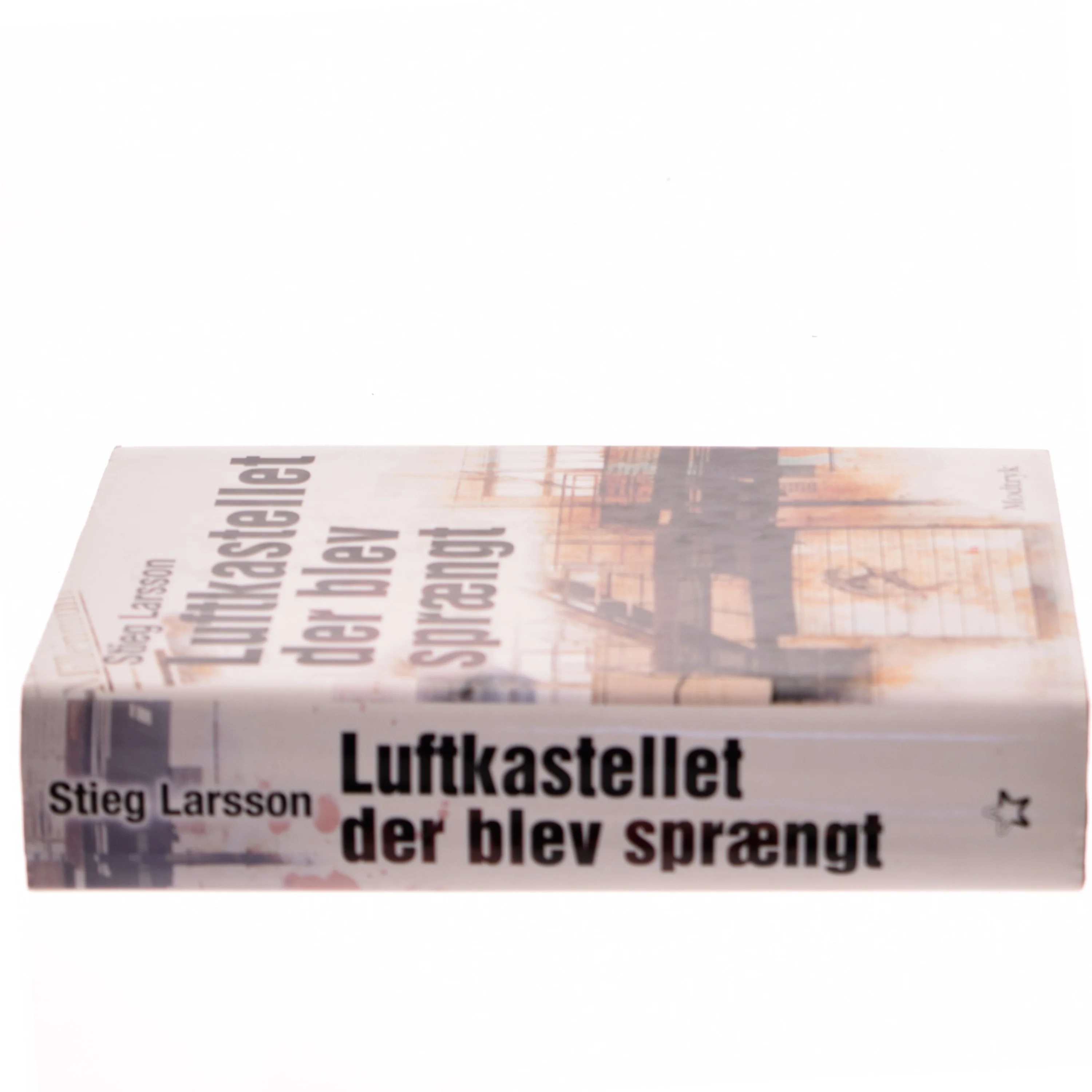 Luftkastelletderblevsprngt Stir up a Hornets' Nest of Girl. Shi Dige Larsen. the Danish Original. Hardcover](chinese Edition) af Stieg Larsson (Bog)