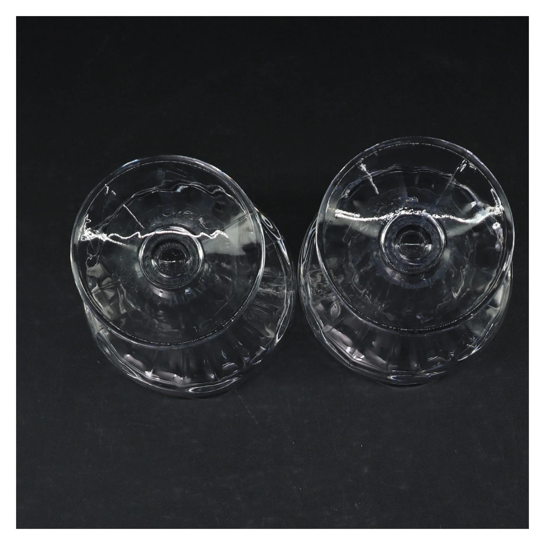 Glas til isdessert (str. Ø. 11 cm. længde, 13,5 cm)