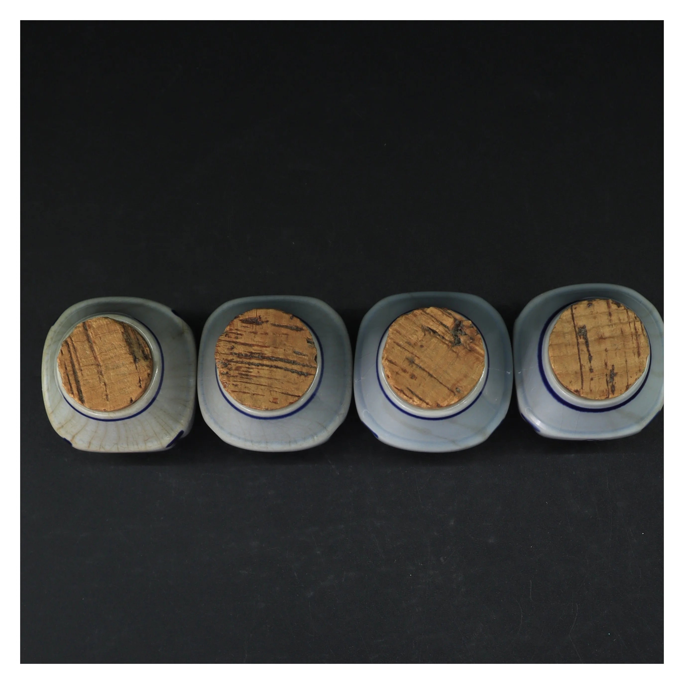 Krydderikrukker fra Søholm (str. 11x6 cm)